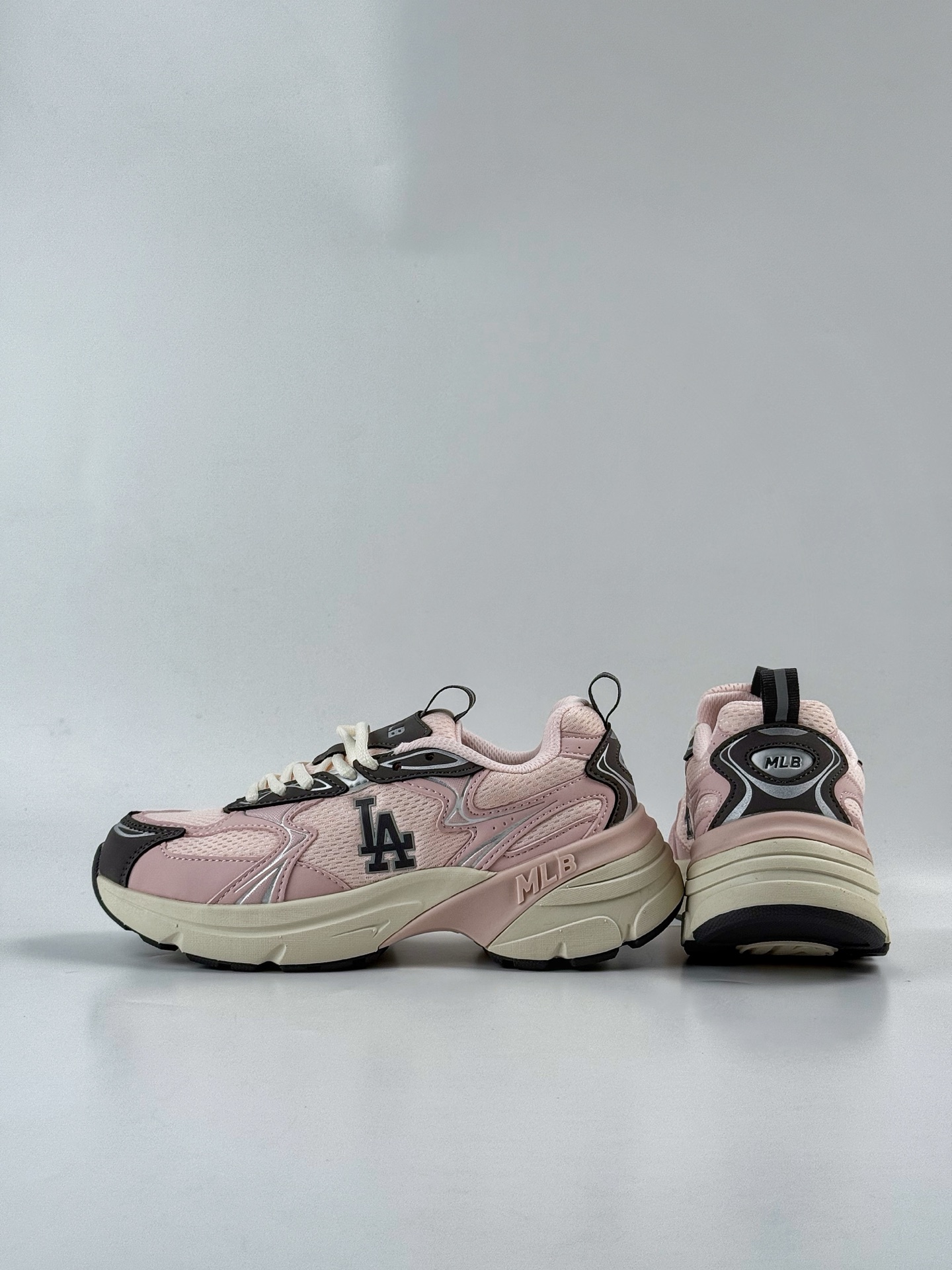 190 MLB New York Yankees Curve Runner SPEED NB 千禧 洋基队厚底增高老爹鞋 3ARNC055N-Chinese UA Cheap High Quatity Brand Clothes Bags handbags Sneakers wholesale wholesaler seller from China Factory suppliers Fashion Clothing Shoes best Quality Beautiful Price 190 MLB New York Yankees Curve Runner SPEED NB 千禧 洋基队厚底增高老爹鞋 3ARNC055N