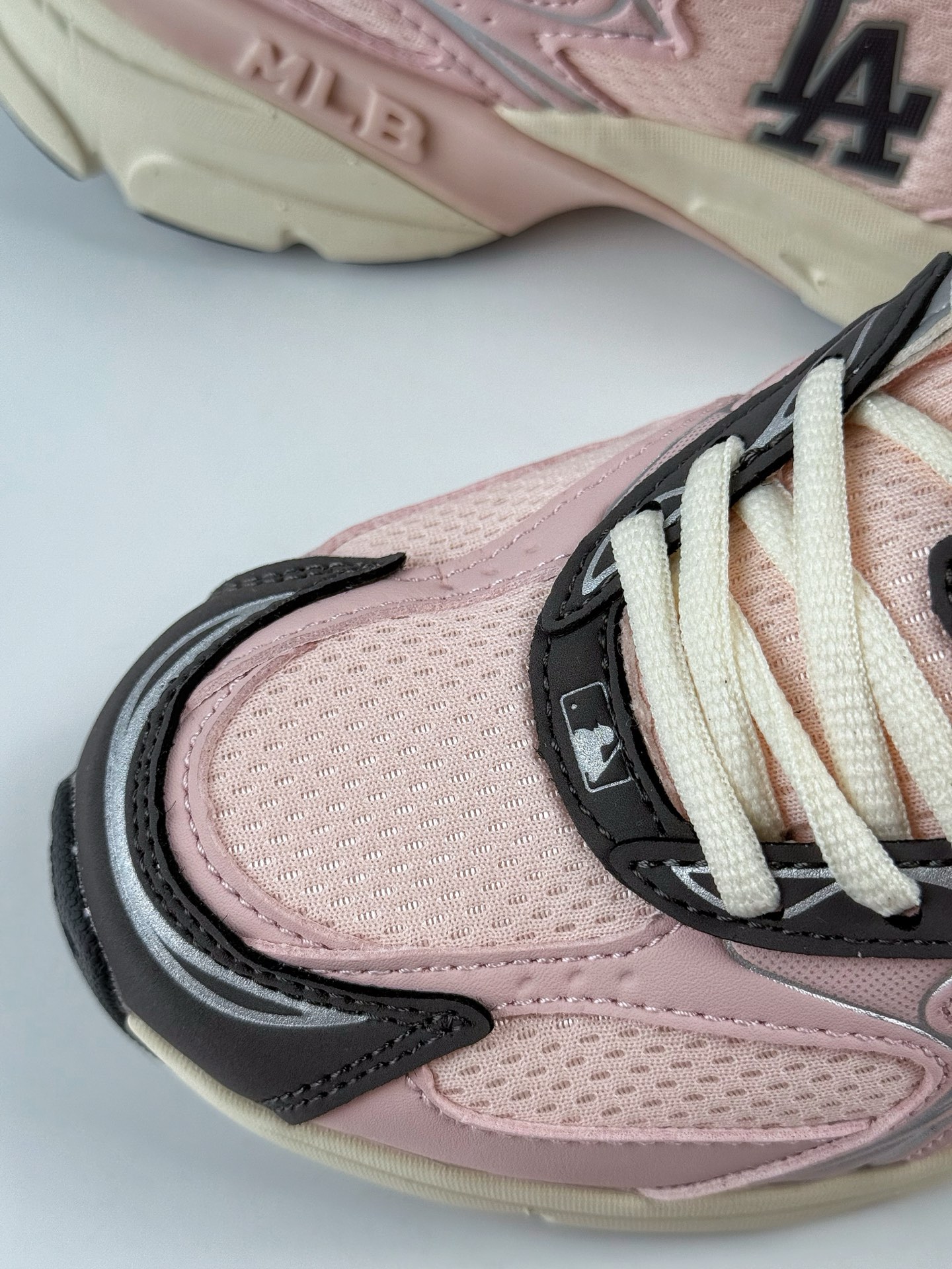 190 MLB New York Yankees Curve Runner SPEED NB 千禧 洋基队厚底增高老爹鞋 3ARNC055N-Chinese UA Cheap High Quatity Brand Clothes Bags handbags Sneakers wholesale wholesaler seller from China Factory suppliers Fashion Clothing Shoes best Quality Beautiful Price 190 MLB New York Yankees Curve Runner SPEED NB 千禧 洋基队厚底增高老爹鞋 3ARNC055N