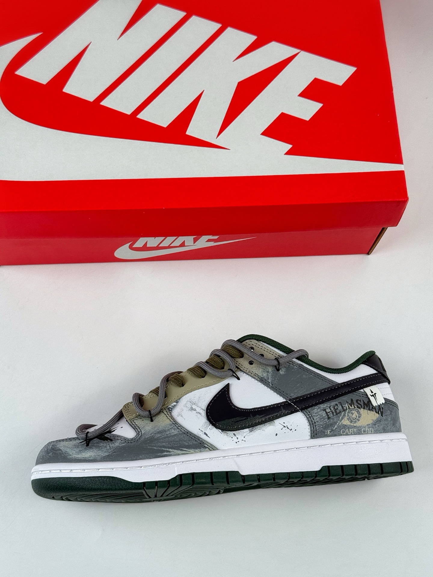 260 Nike SB Dunk Low 皮革 野兔 氧化车间 墨绿 DV0833-111