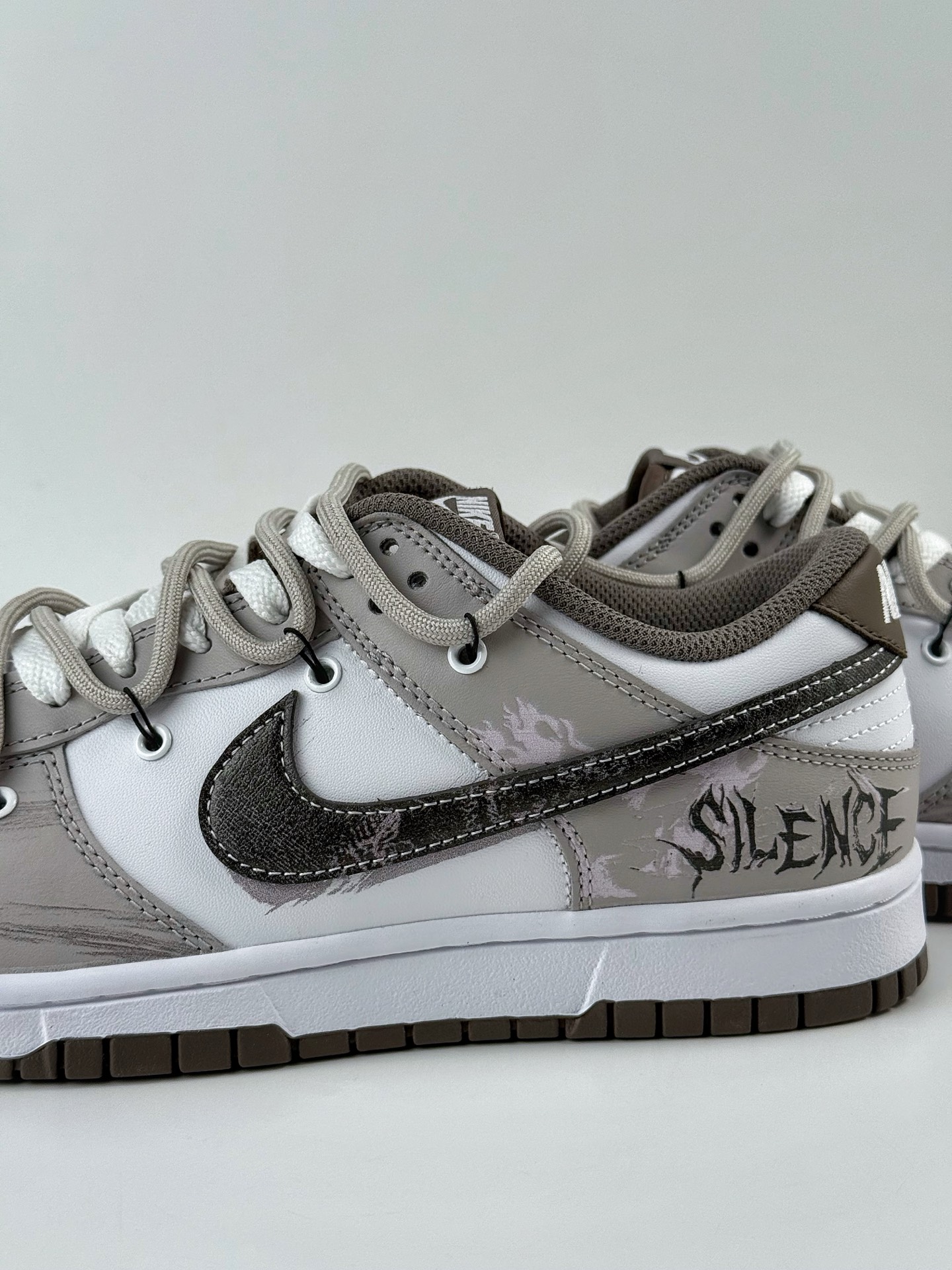 260 Nike SB Dunk Low 灰度法则 废土机能 灰粽 HF5441-111