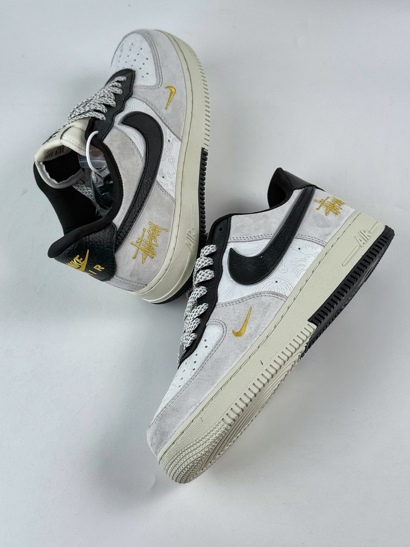 260 Nike Air Force 1 Low 07 x Stussy 灰白小勾满天星 YF9511-805