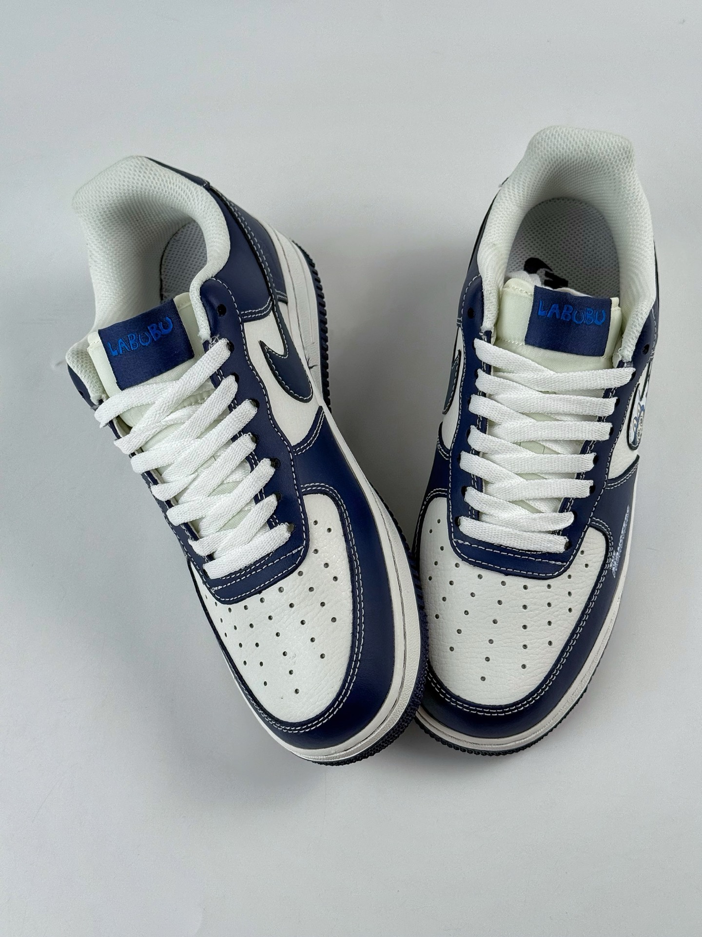 260 Nike Air Force 1 Low 07 x LABUBU 蓝白 KJ5188-002