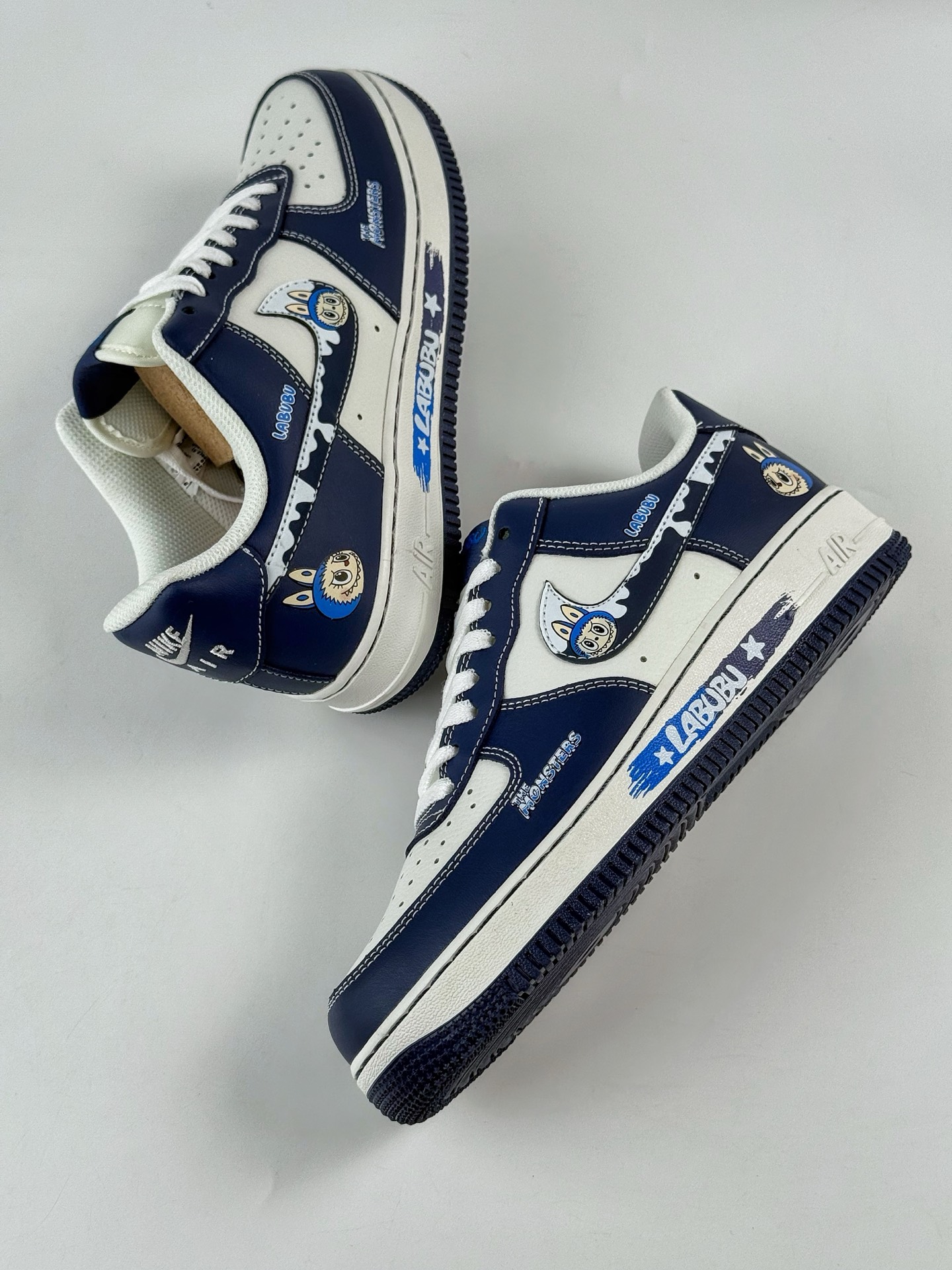 260 Nike Air Force 1 Low 07 x LABUBU 蓝白 KJ5188-002