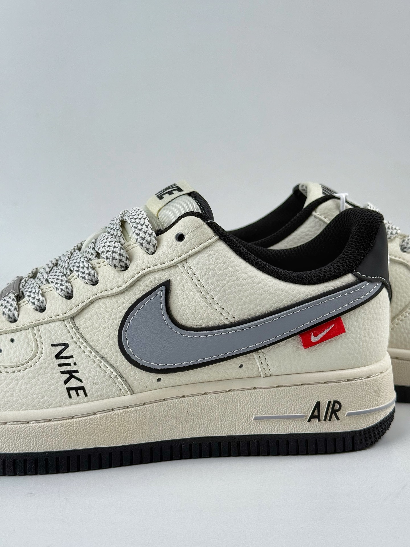260 Nike Air Force 1 Low 07 x NIKE 白灰满天星 JS8028-018