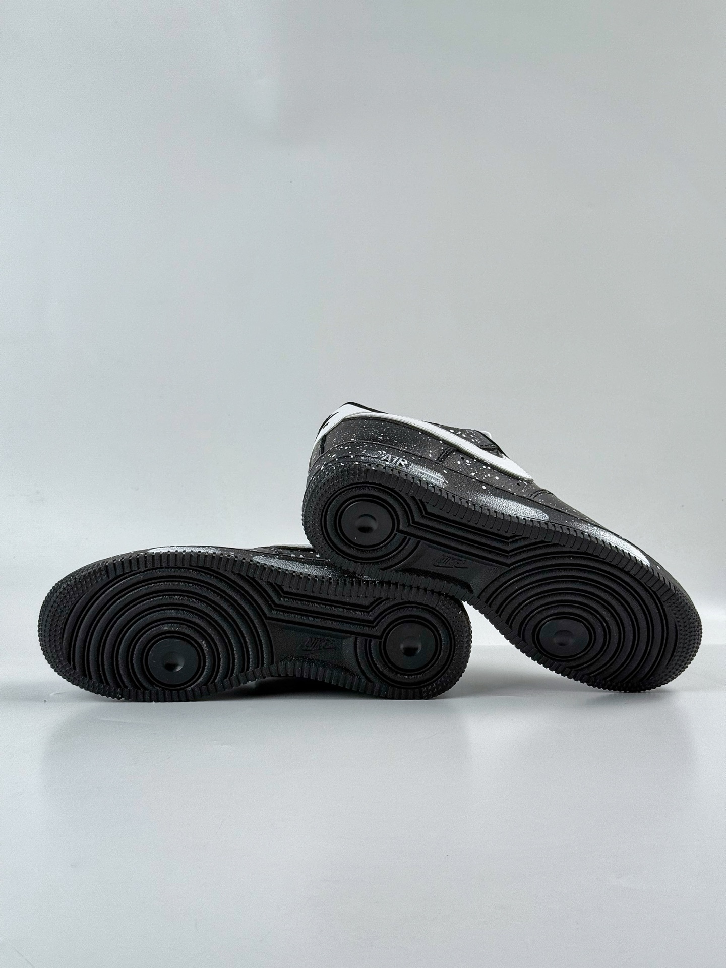 260 Nike Air Force 1 Low 07 暗黑 街头 黑白 CV0492-001