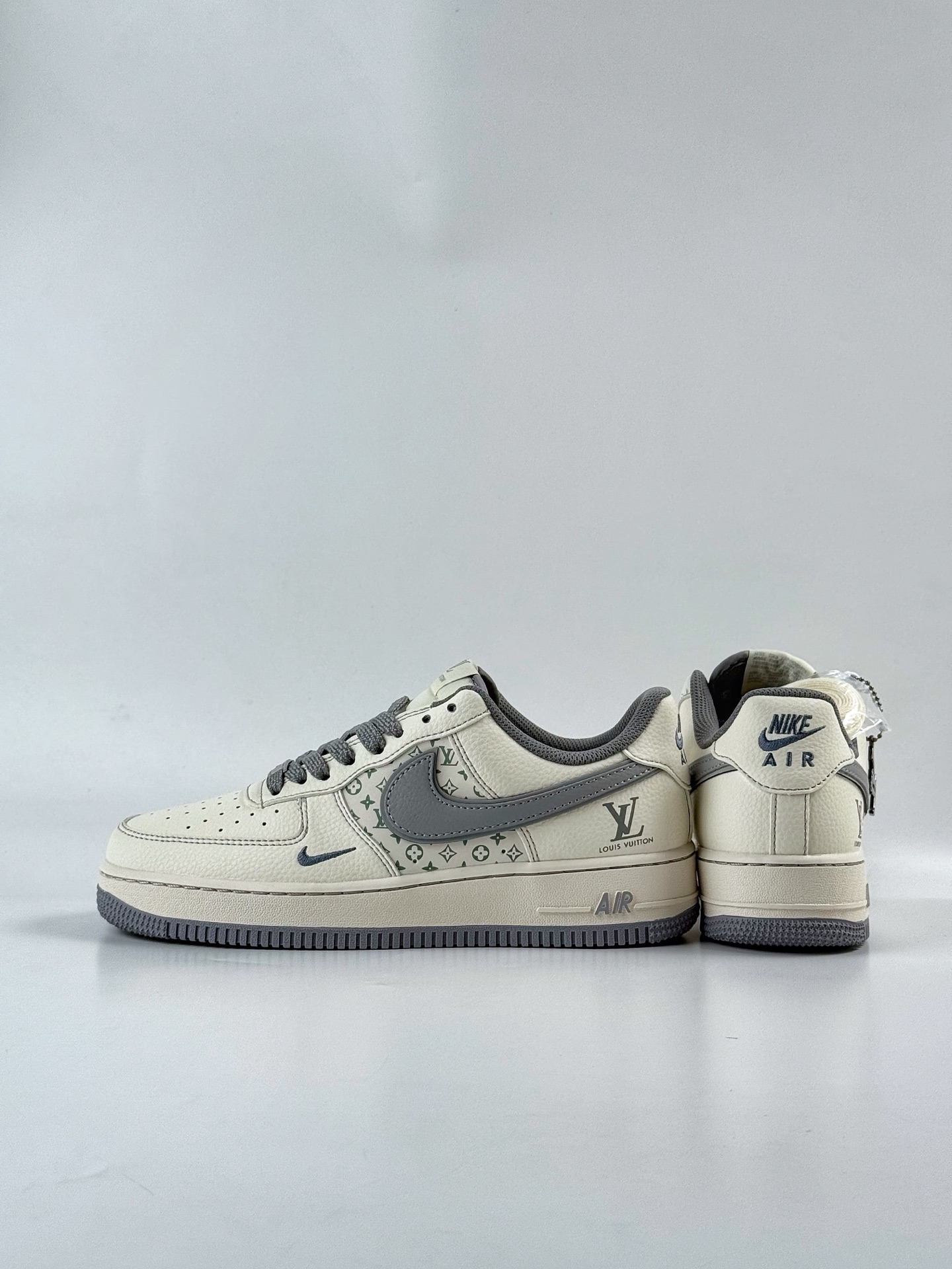 260 Nike Air Force 1 Low 07 x Louis Vuitton 白灰小勾满天星 HH7518-079