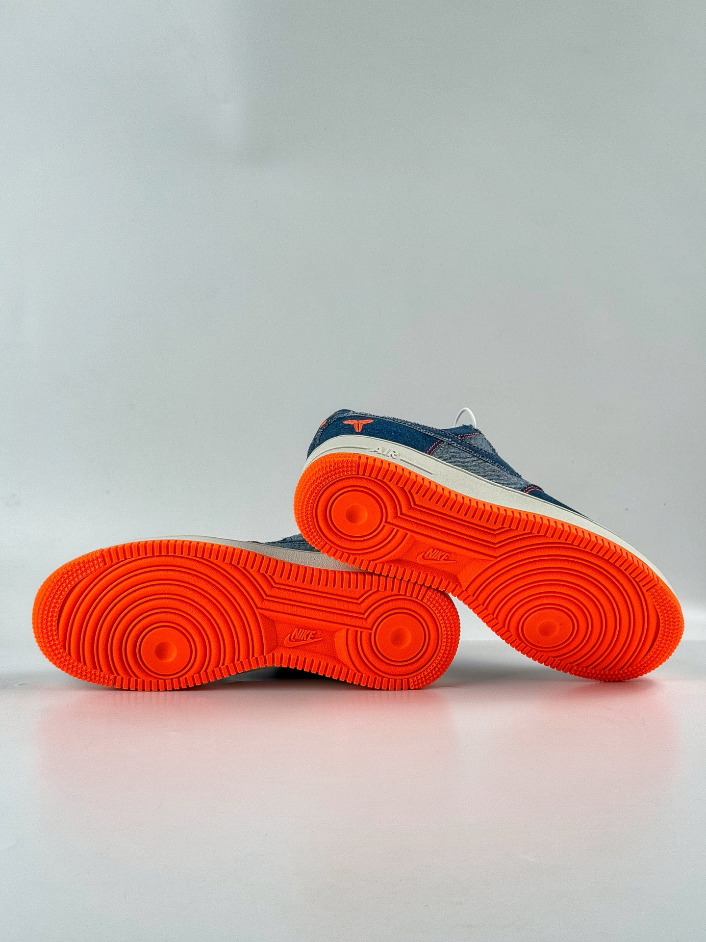 220 Nike Air Force 1 Low 07 x Kobe Bryant 蓝橙 CW2288-111