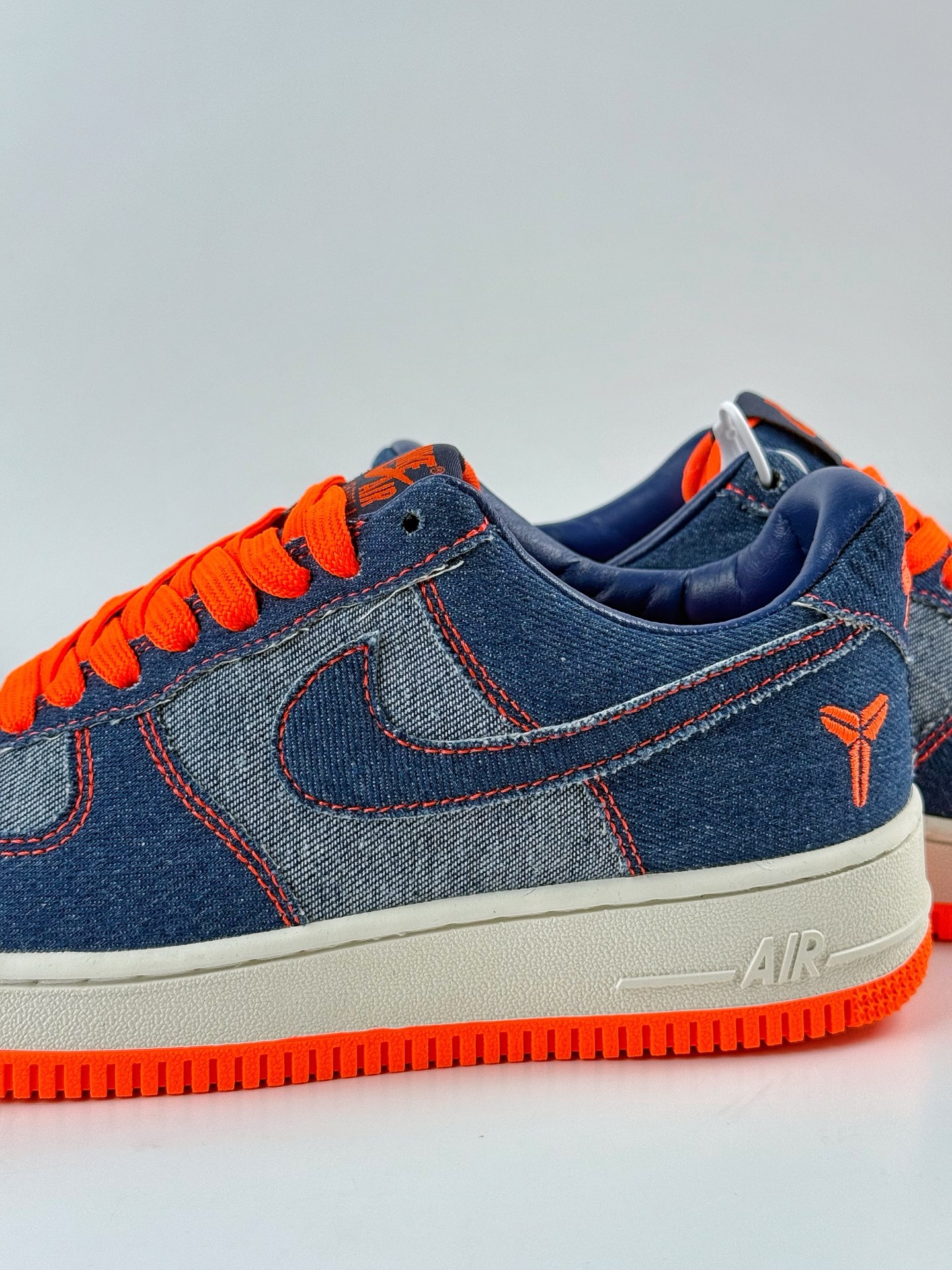 220 Nike Air Force 1 Low 07 x Kobe Bryant 蓝橙 CW2288-111