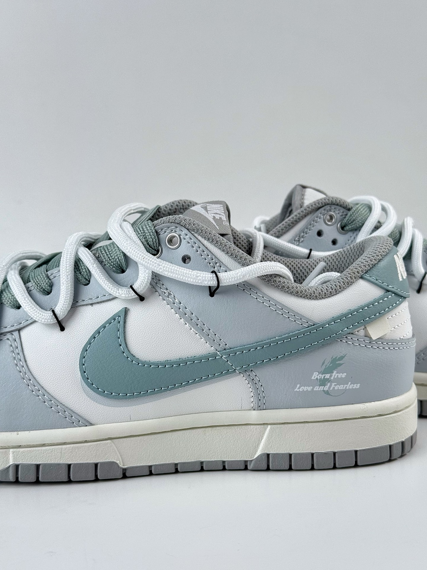 260 Nike SB Dunk Low 诗行远方 灰白绑带 GG0508-037