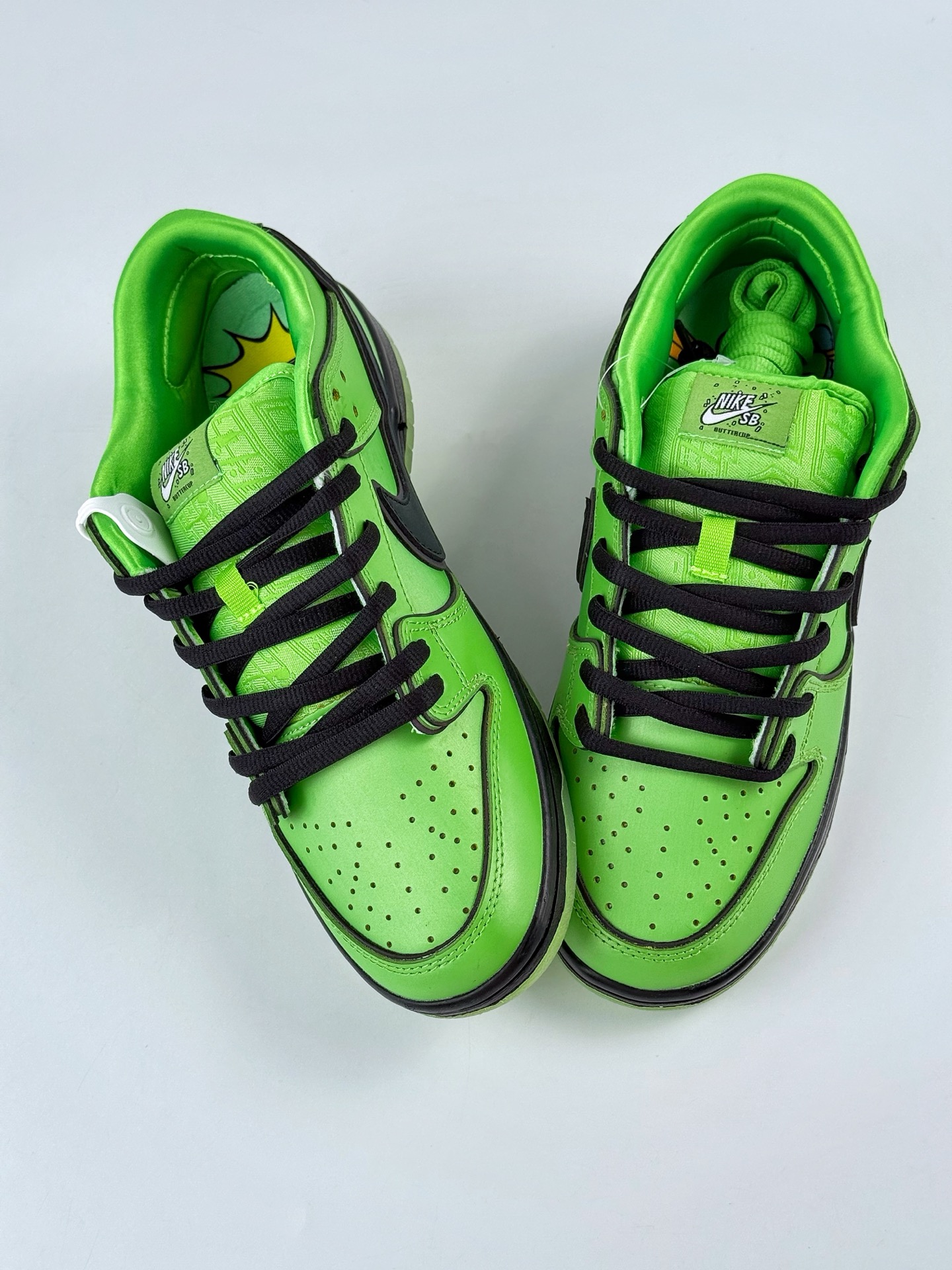 Nike SB Dunk Low x The Powerpuff Girls 天小女警联名 绿色 FZ8319-300