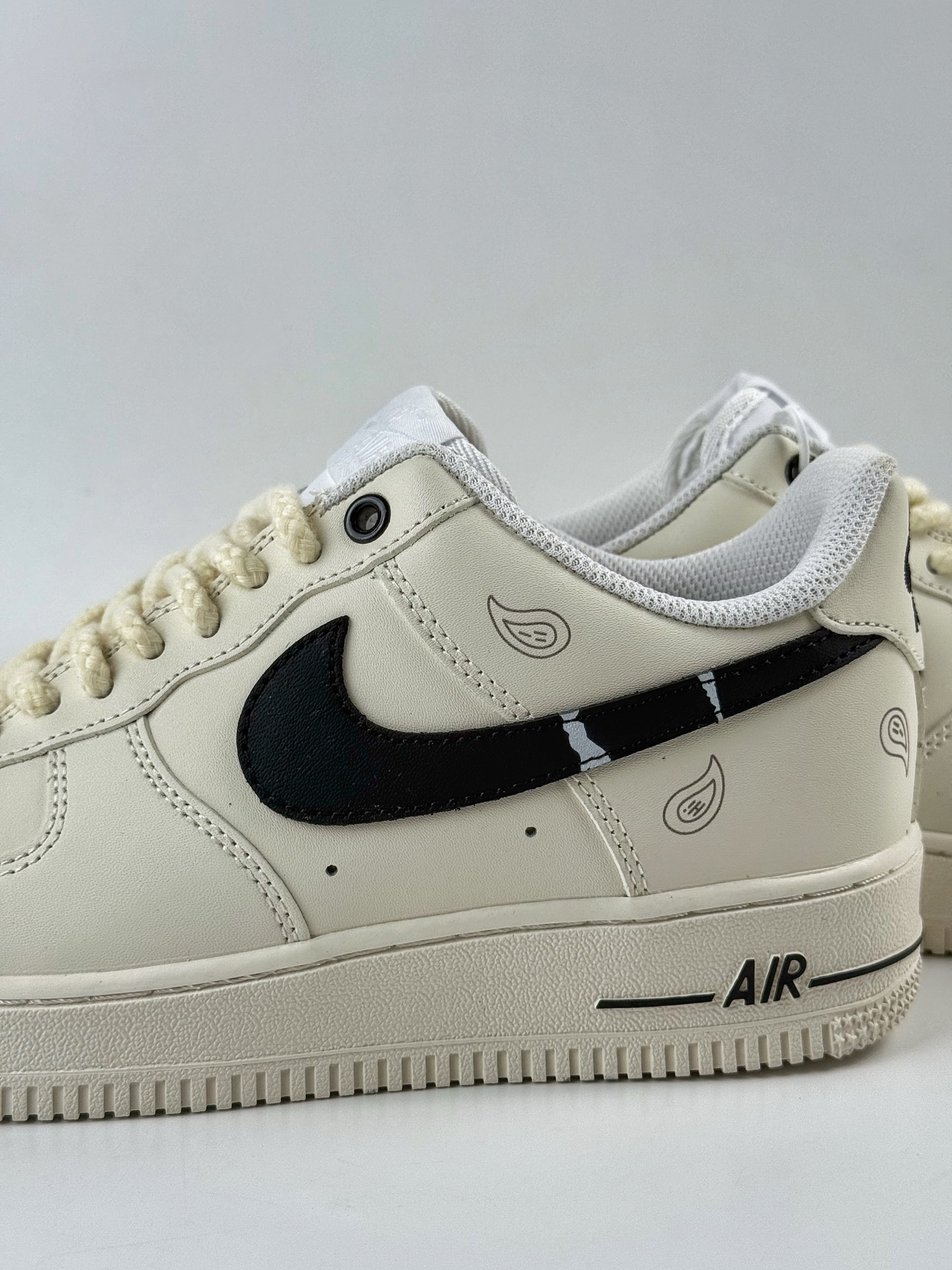 260 Nike Air Force 1 Low 07 佩斯利 皮革 WS 浸染涂鸦 米白 ZH0316-128