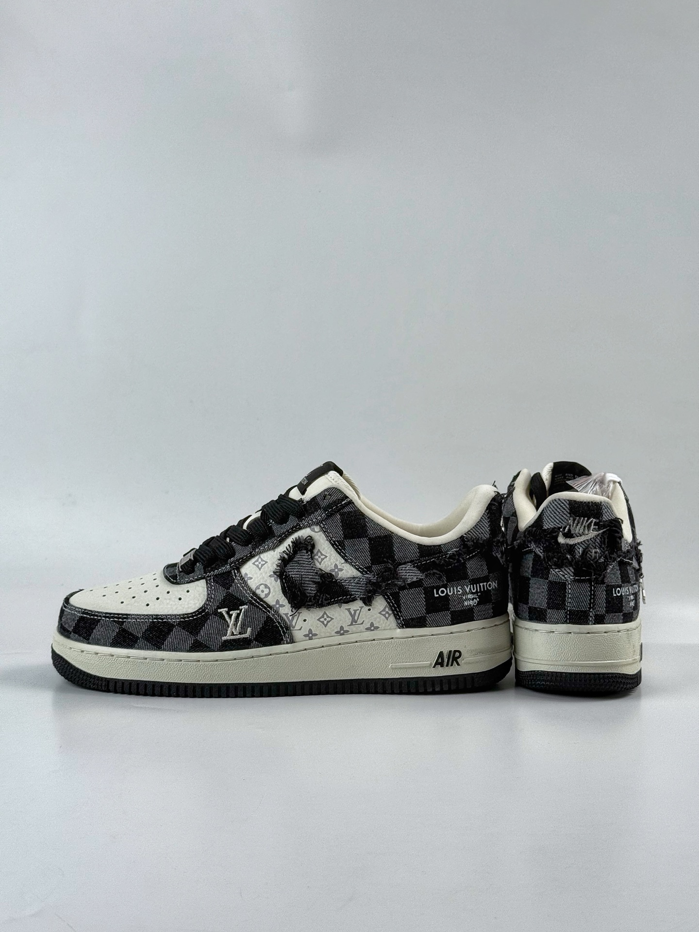 Nike Air Force 1 Low 07 x Louis Vuitton 黑白格牛仔 YF9511-817 Nike Air Force 1 Low 07 x Louis Vuitton 黑白格牛仔 YF9511-817