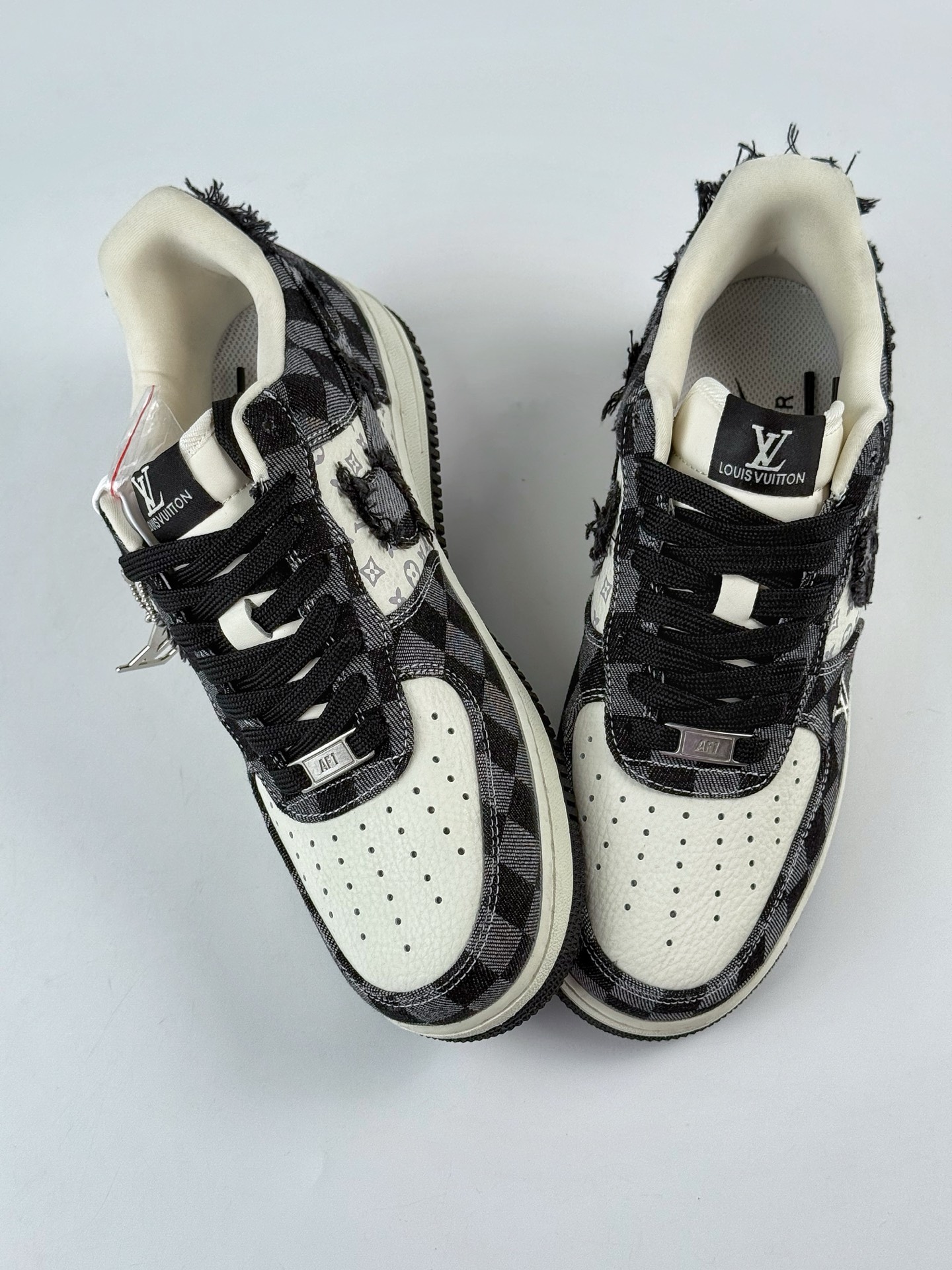Nike Air Force 1 Low 07 x Louis Vuitton 黑白格牛仔 YF9511-817 Nike Air Force 1 Low 07 x Louis Vuitton 黑白格牛仔 YF9511-817
