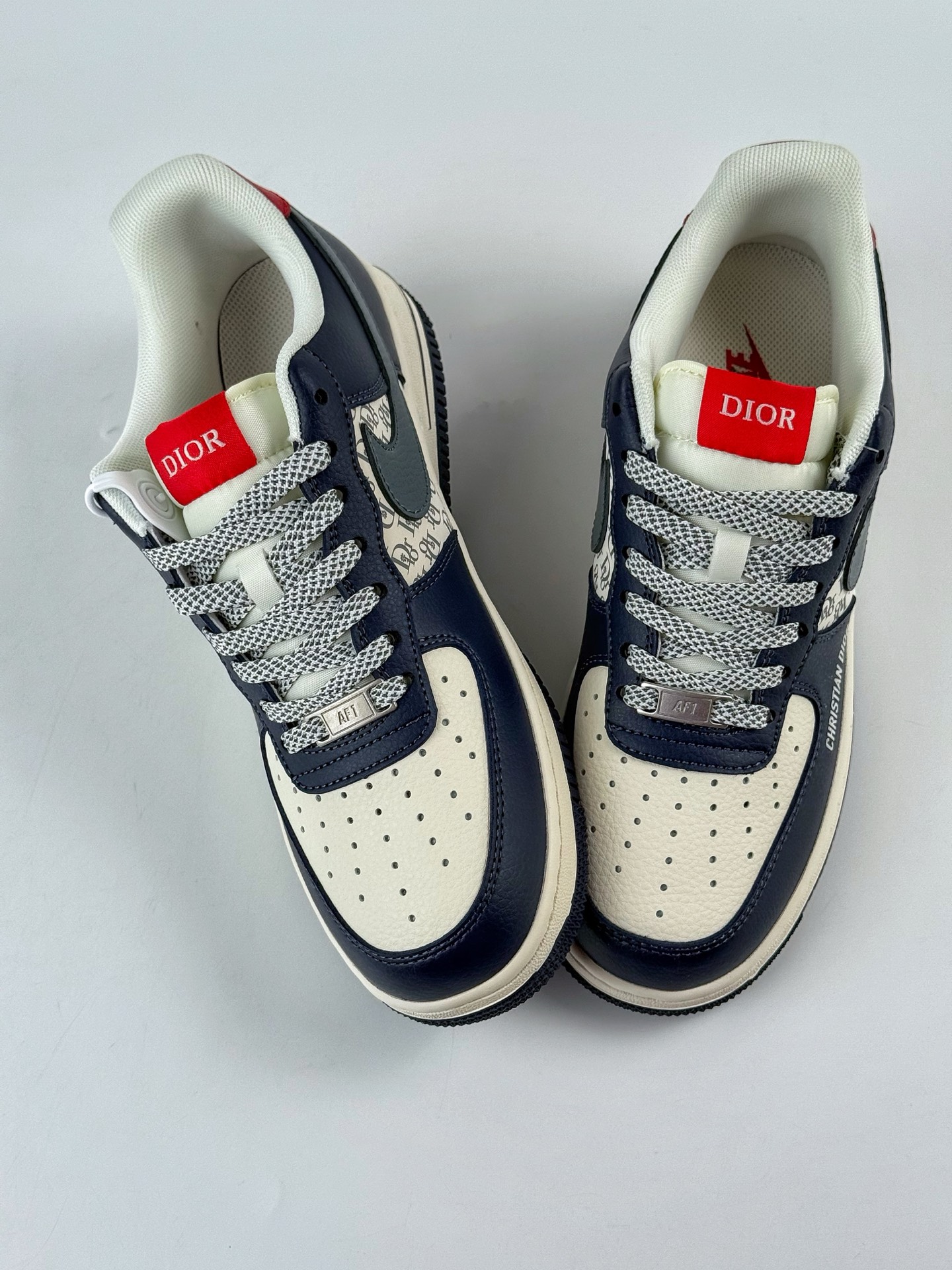 260 Nike Air Force 1 Low 07 x DIOR 蓝白满天星 XD2588-603