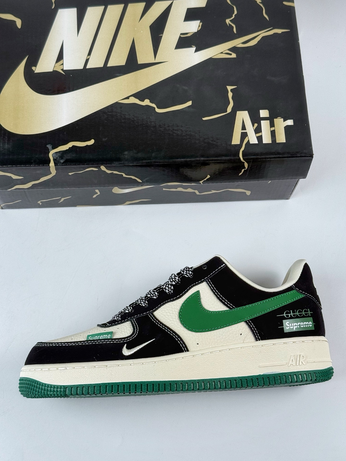 260 Nike Air Force 1 Low 07 x GUCCI x Superme 黑白绿小勾满天星 KJ1688-017