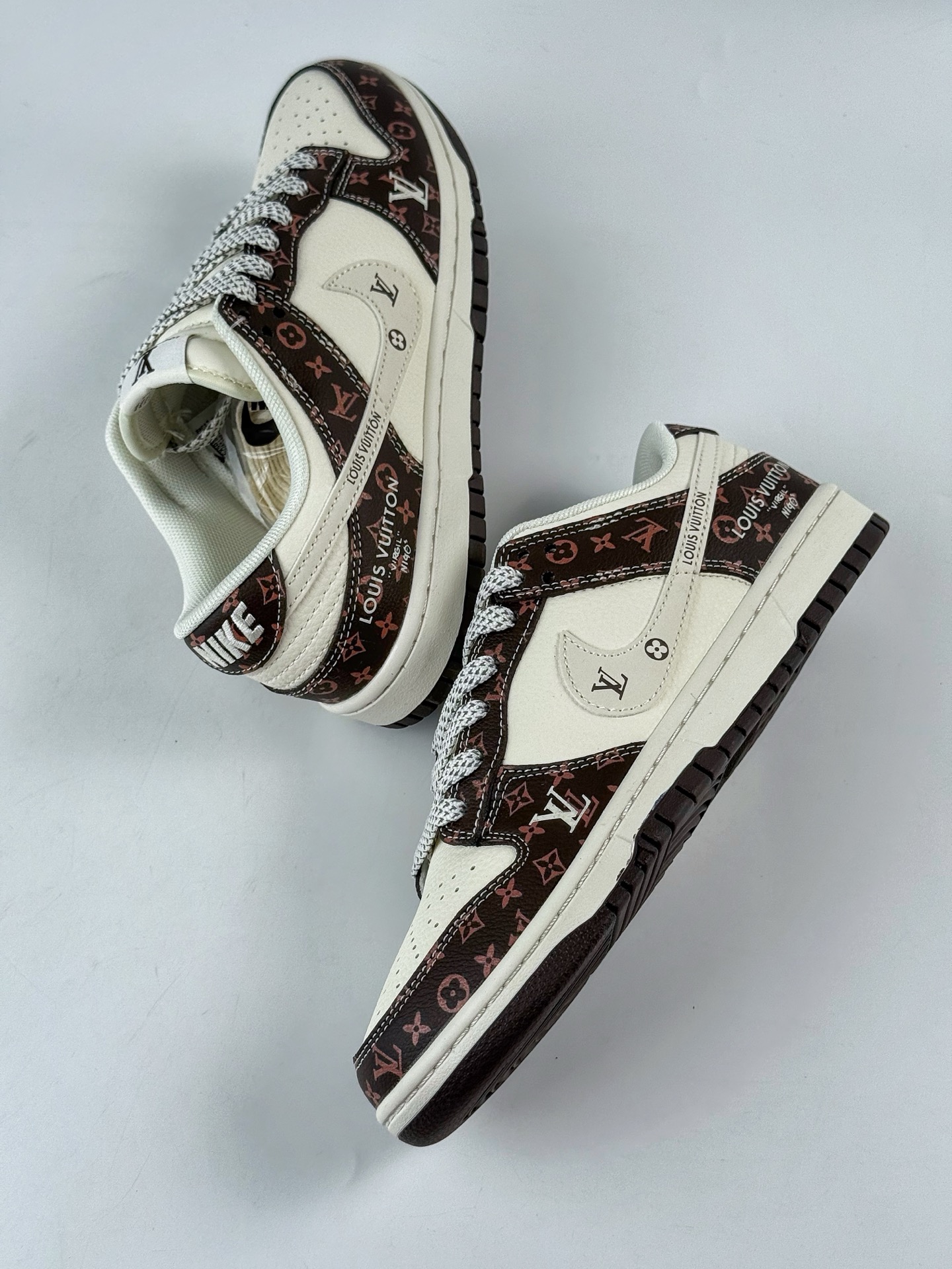 280 Nike SB Dunk Low x Louis Vuitton 棕白满天星 CX5050-Y05
