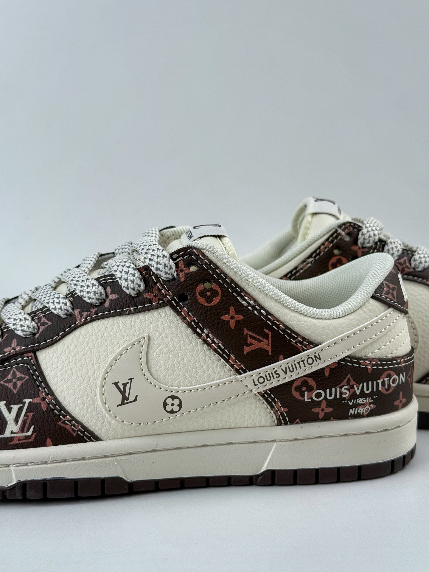 280 Nike SB Dunk Low x Louis Vuitton 棕白满天星 CX5050-Y05