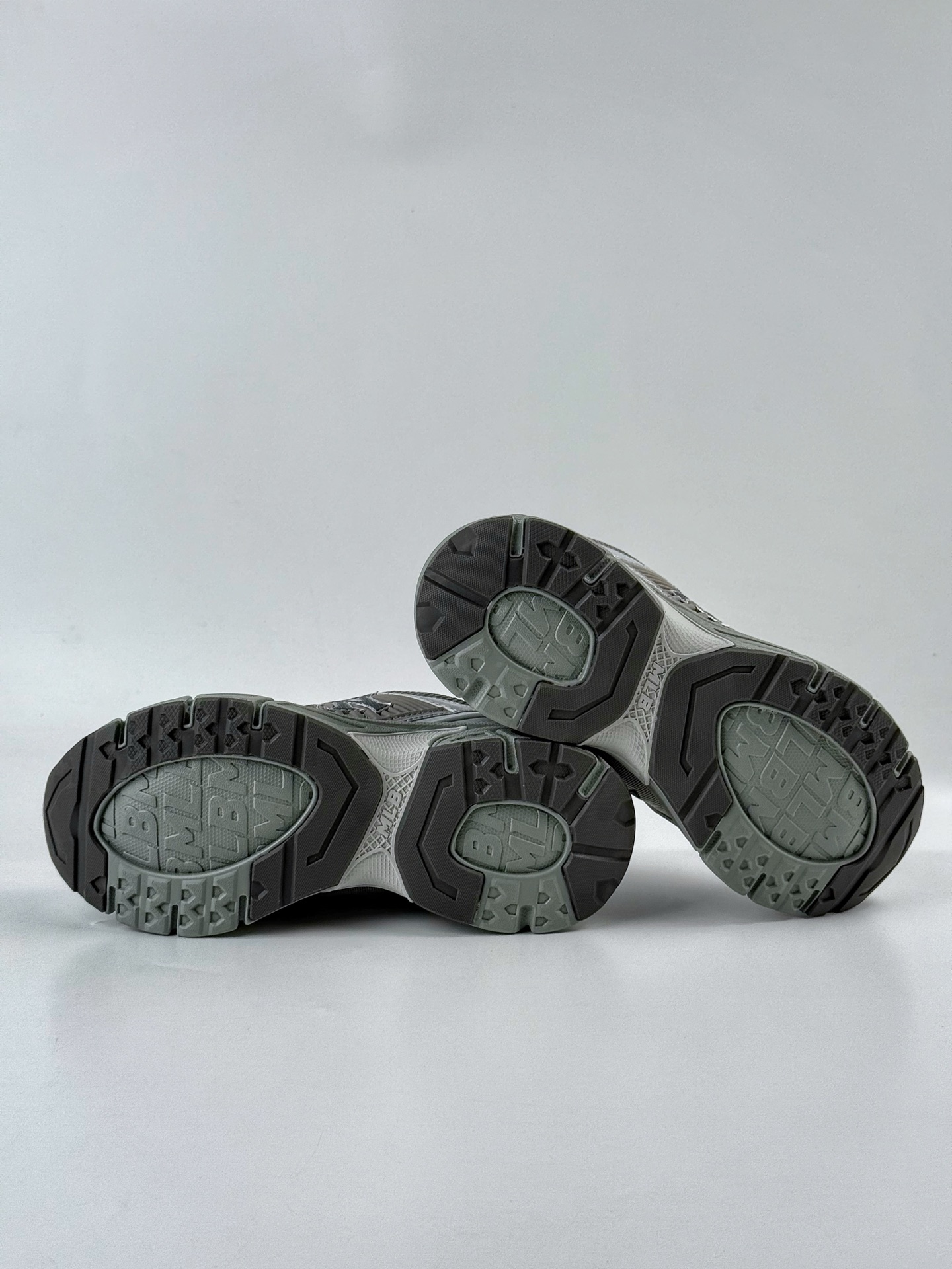 200 NY美国榄球洋基队 x MLB Chunky Runner Basic 厚底老爹厚底休闲运动慢跑鞋 3ARNR055N