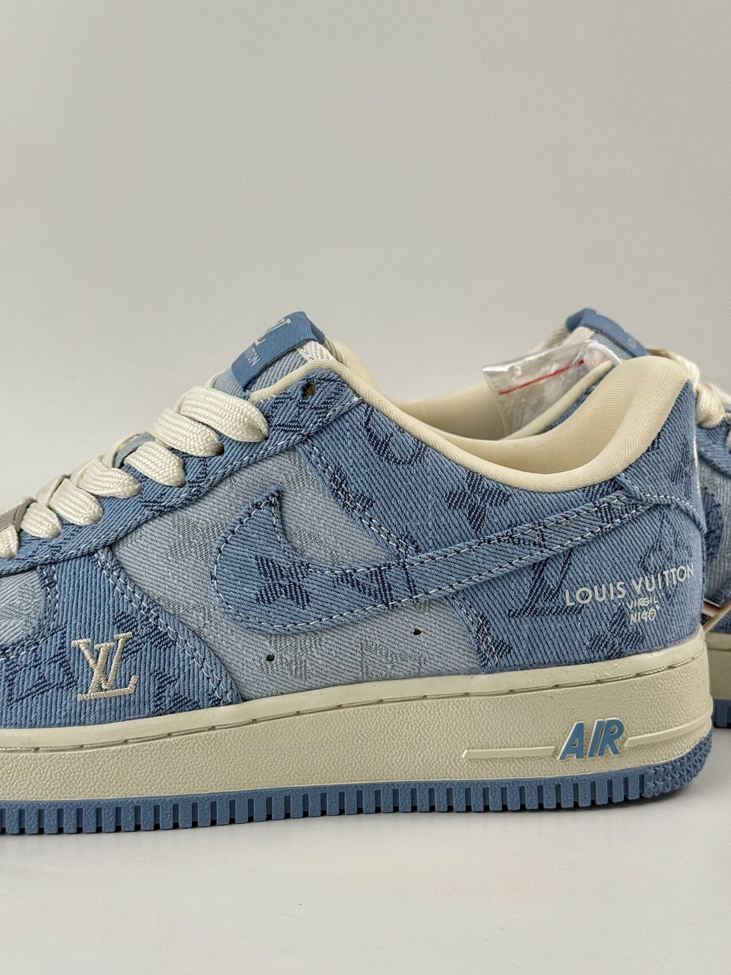 260 Nike Air Force 1 Low 07 x Louis Vuitton 蓝白牛仔 YF9511-823