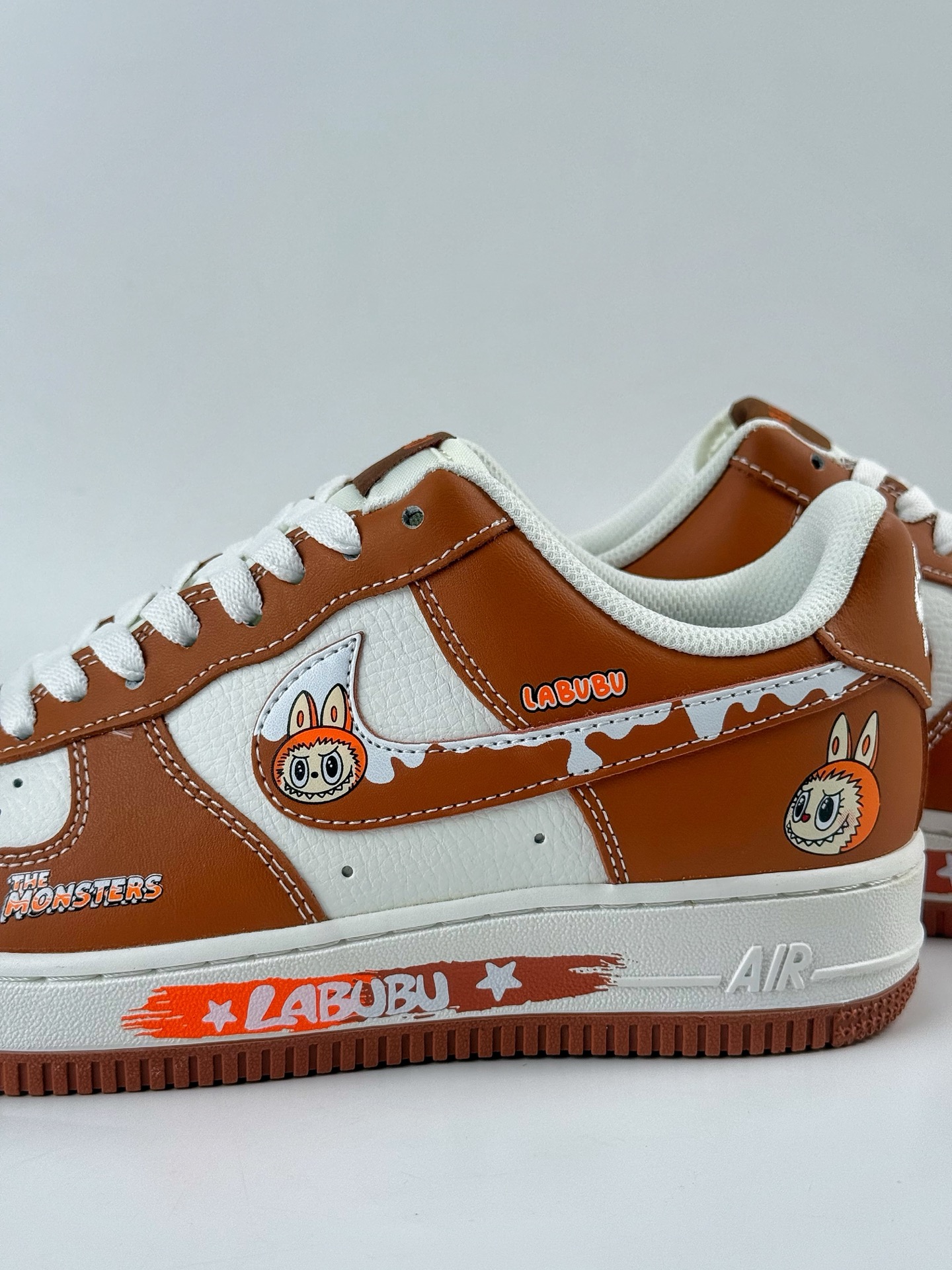 260 Nike Air Force 1 Low 07 x LABUBU 棕白 KJ5188-003