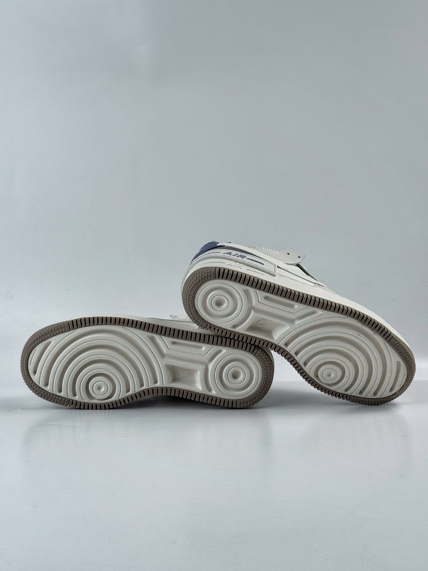 200 Nike AF1 Shadow 马卡龙 IO7594-101