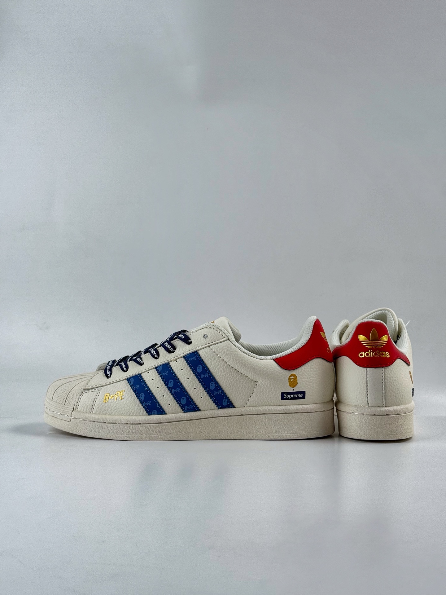 AD Originals Superstar x BAPE x Superme 白蓝红 QC2602CC