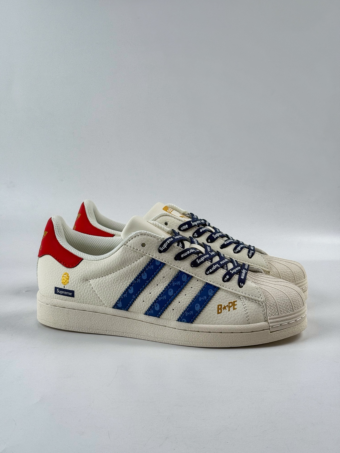 AD Originals Superstar x BAPE x Superme 白蓝红 QC2602CC