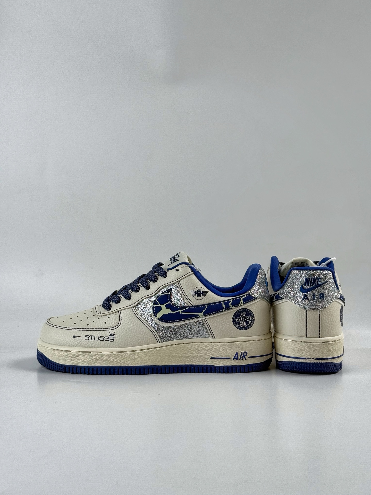 260 Nike Air Force 1 Low 07 x Stussy 白蓝小勾满天星 DD1982-306