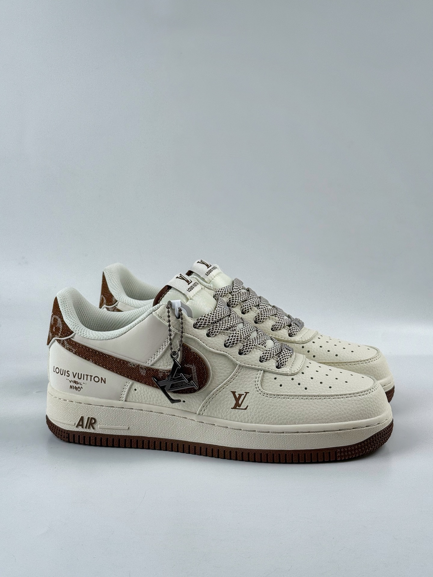 260 Nike Air Force 1 Low 07 x Louis Vuitton 白棕满天星 SM6668-109