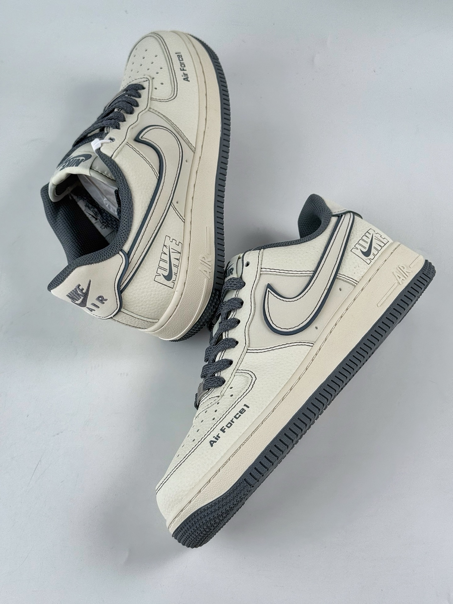 260 Nike Air Force 1 Low 07 x NIKE 白灰小勾 JP8028-014