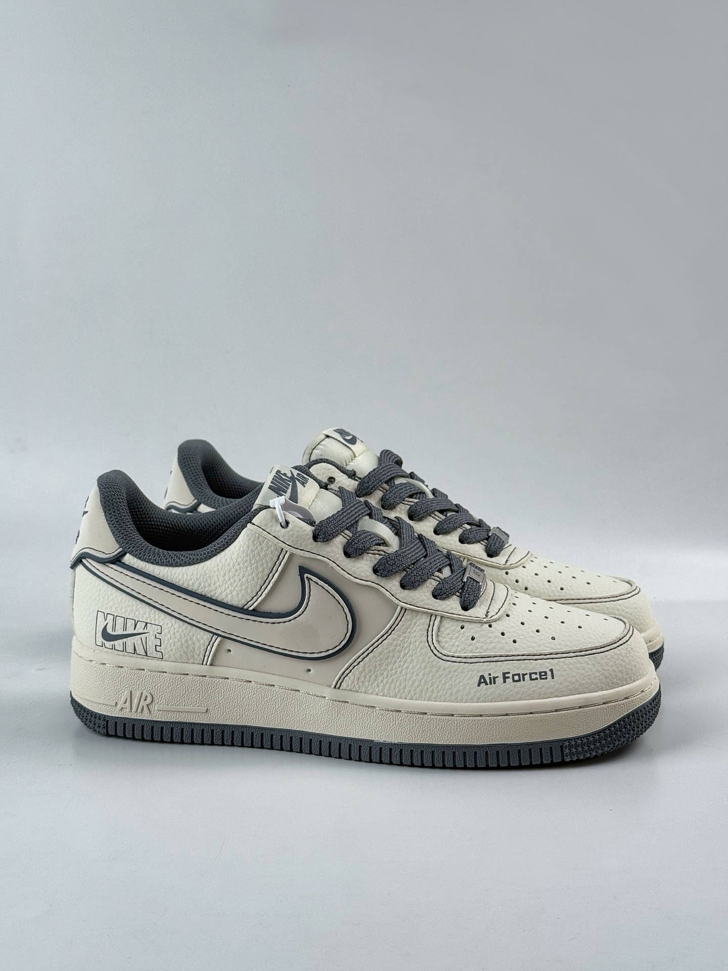 260 Nike Air Force 1 Low 07 x NIKE 白灰小勾 JP8028-014