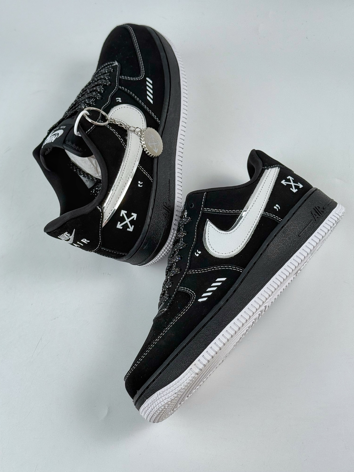 260 Nike Air Force 1 Low 07 x OFF-WHITE 黑白满天星 DK0188-083