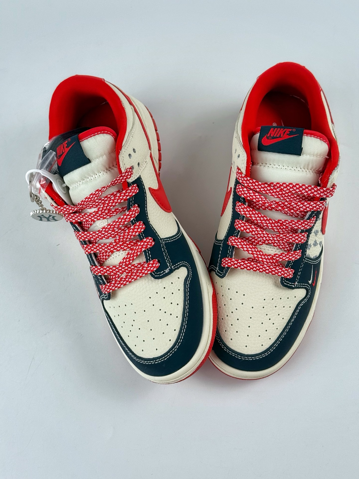 280 Nike SB Dunk Low x MLB 蓝白红双小勾满天星 DB1988-001