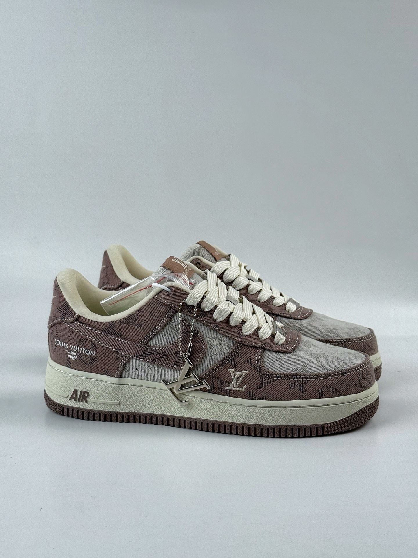 260 Nike Air Force 1 Low 07 x Louis Vuitton 棕灰牛仔 YF9511-821
