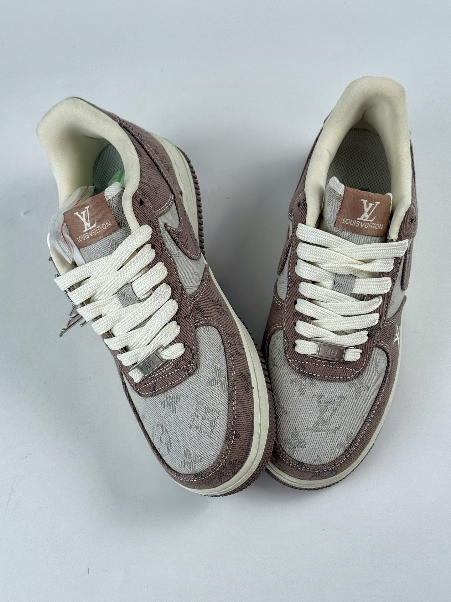 260 Nike Air Force 1 Low 07 x Louis Vuitton 棕灰牛仔 YF9511-821