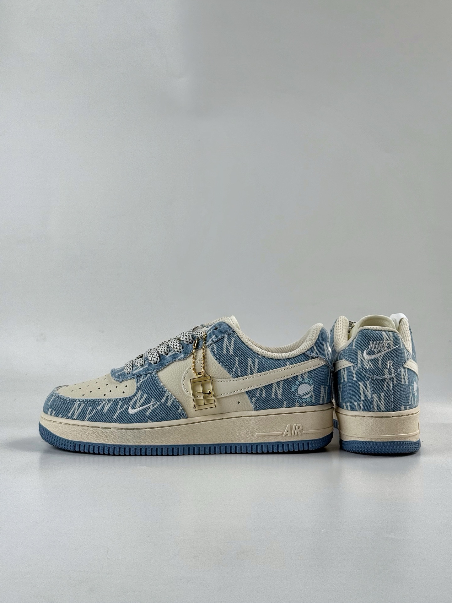 260 Nike Air Force 1 Low 07 x MLB 蓝白小勾满天星 XY2025-002
