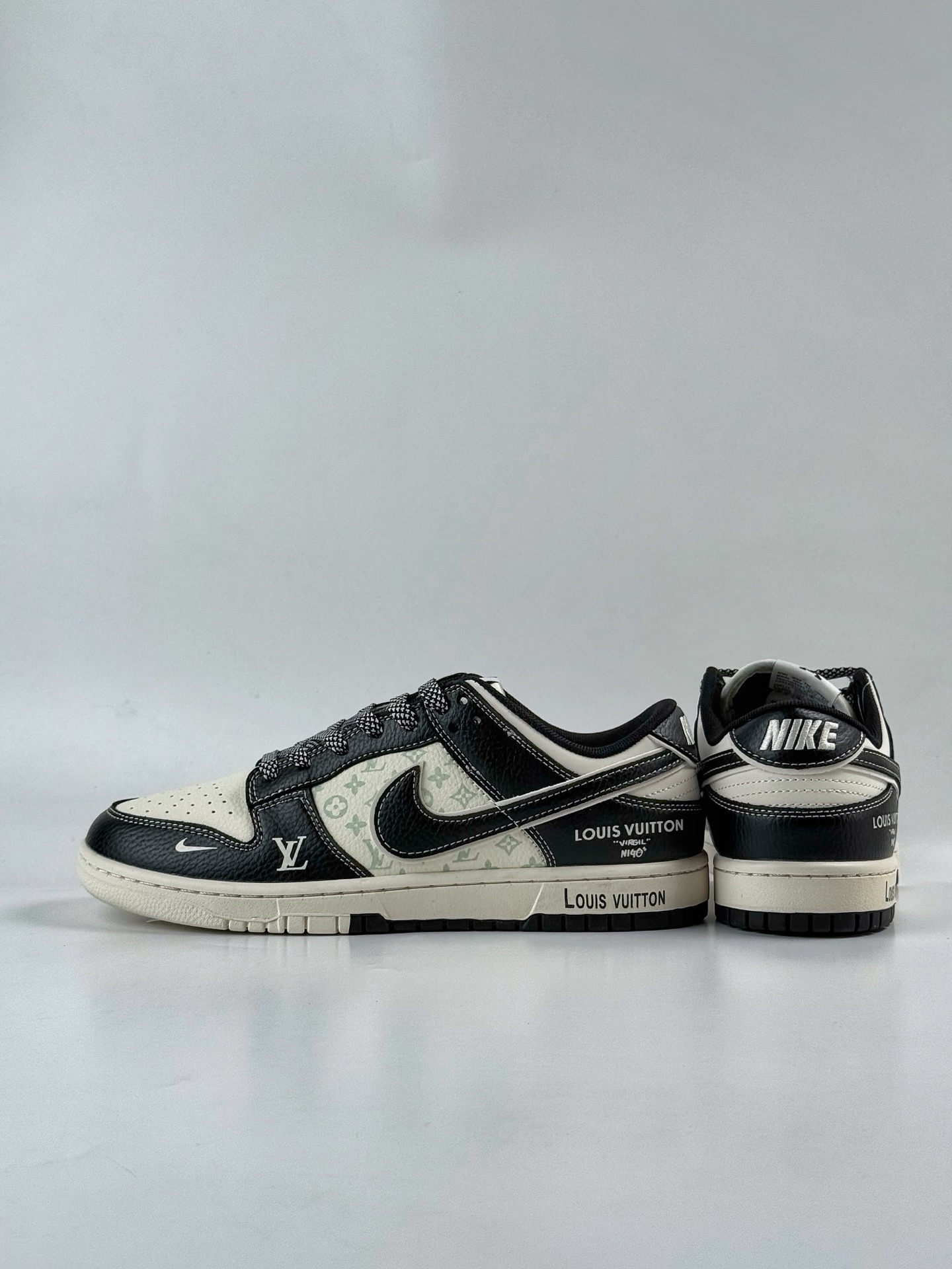 Nike SB Dunk Low x Louis Vuitton 黑白小勾满天星 HT5088-608
