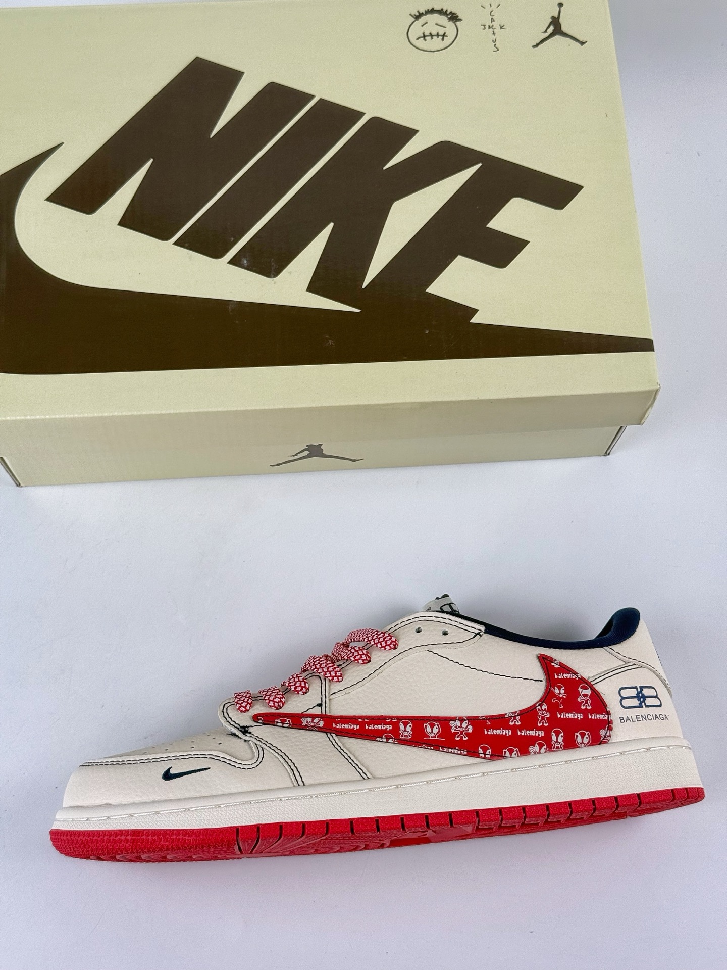 280 Travis Scott x Nike Air Jordan 1 Low x Balenciaga Air Jordan 1 Low 反转白红小勾满天星倒钩 DS2025-001