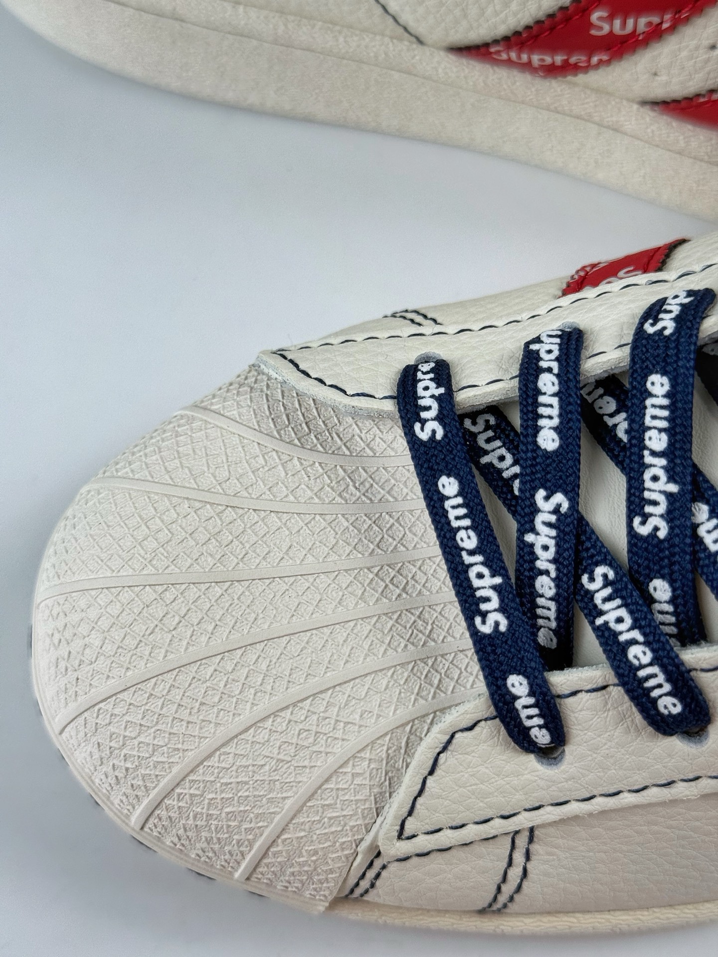 220 AD Originals Superstar x The North Face x Superme 白红蓝 QC2604