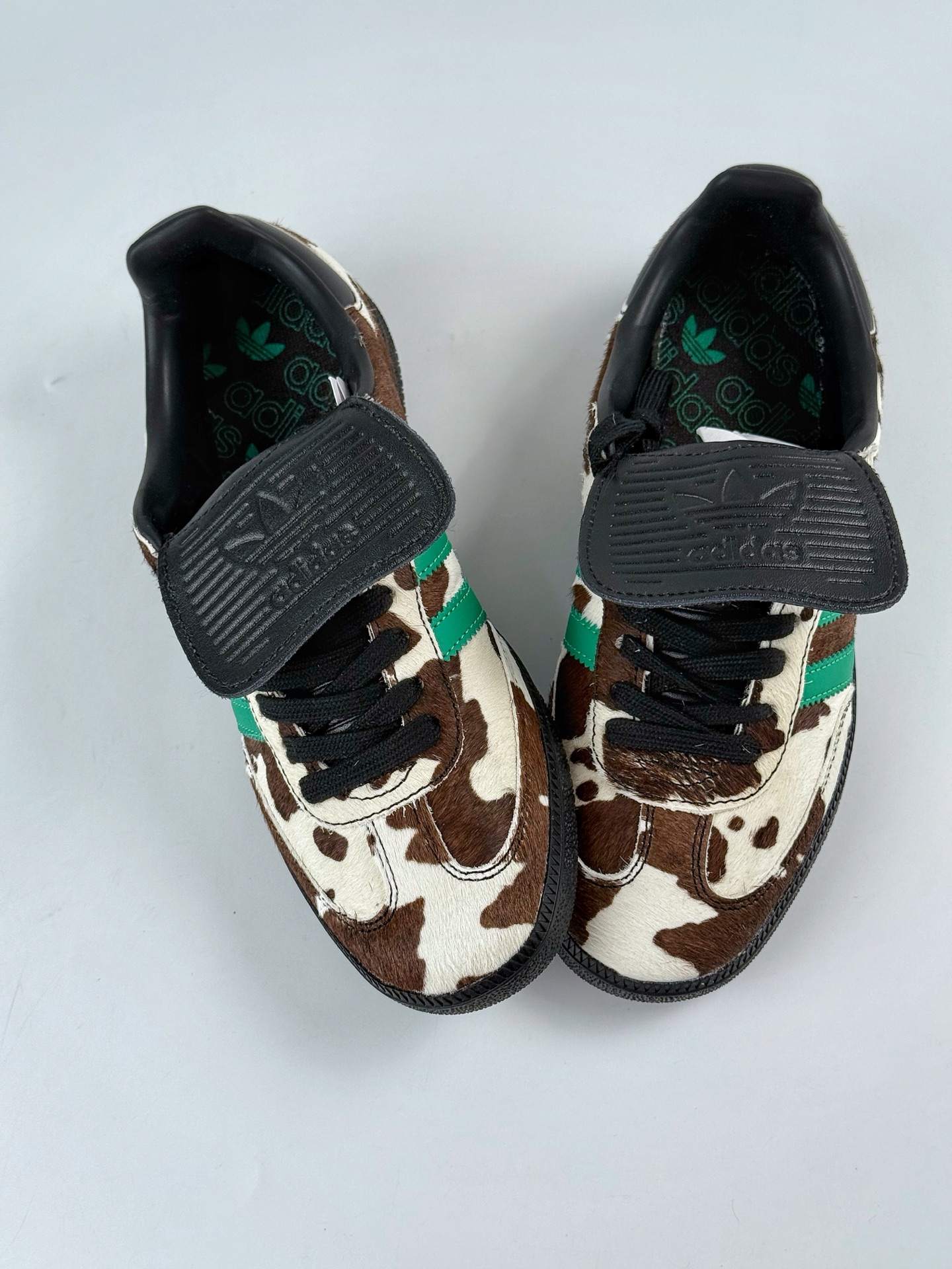 200 Addis Original Samba 复古单品 复古桑巴板鞋 JS3930