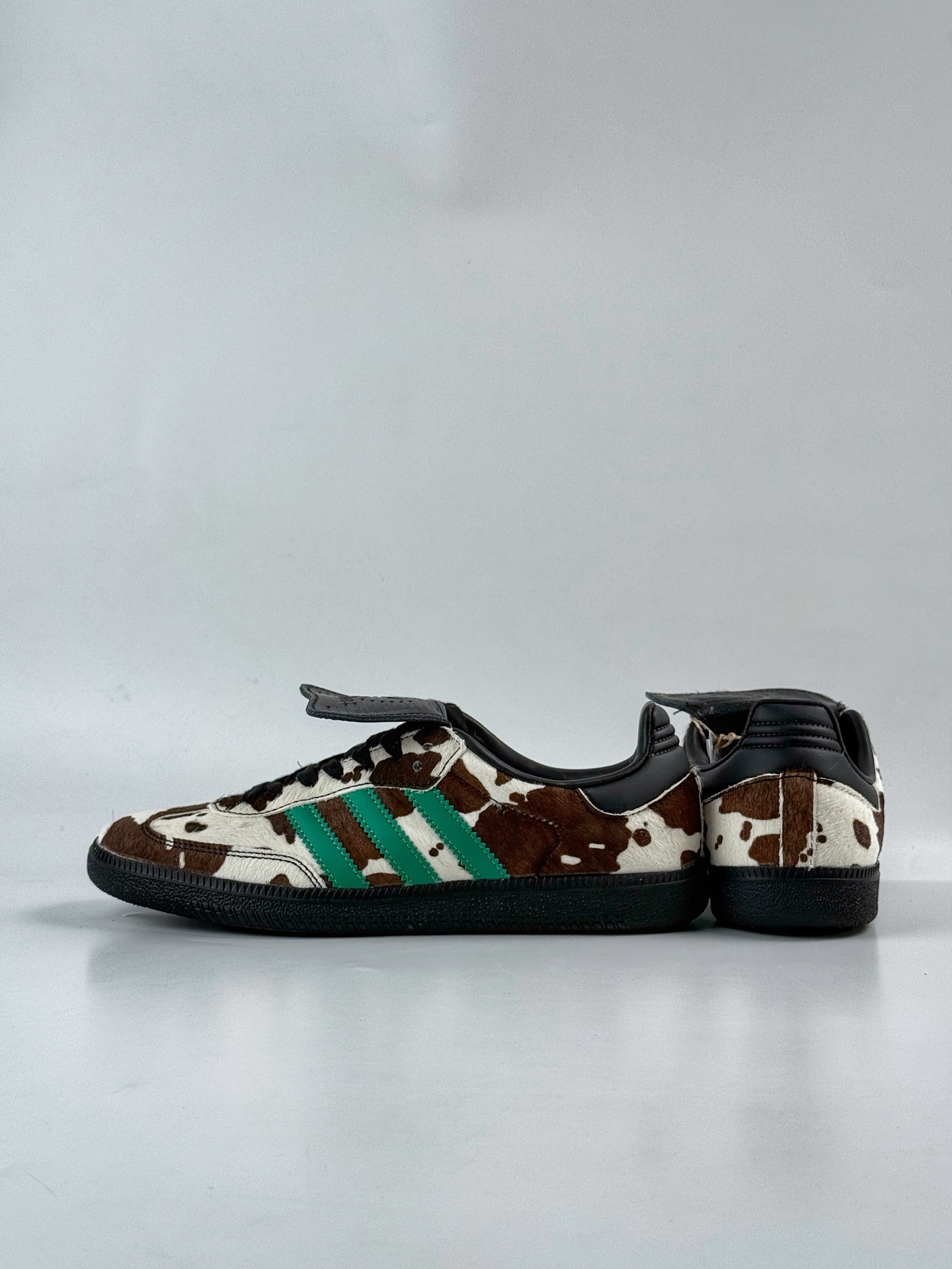 200 Addis Original Samba 复古单品 复古桑巴板鞋 JS3930