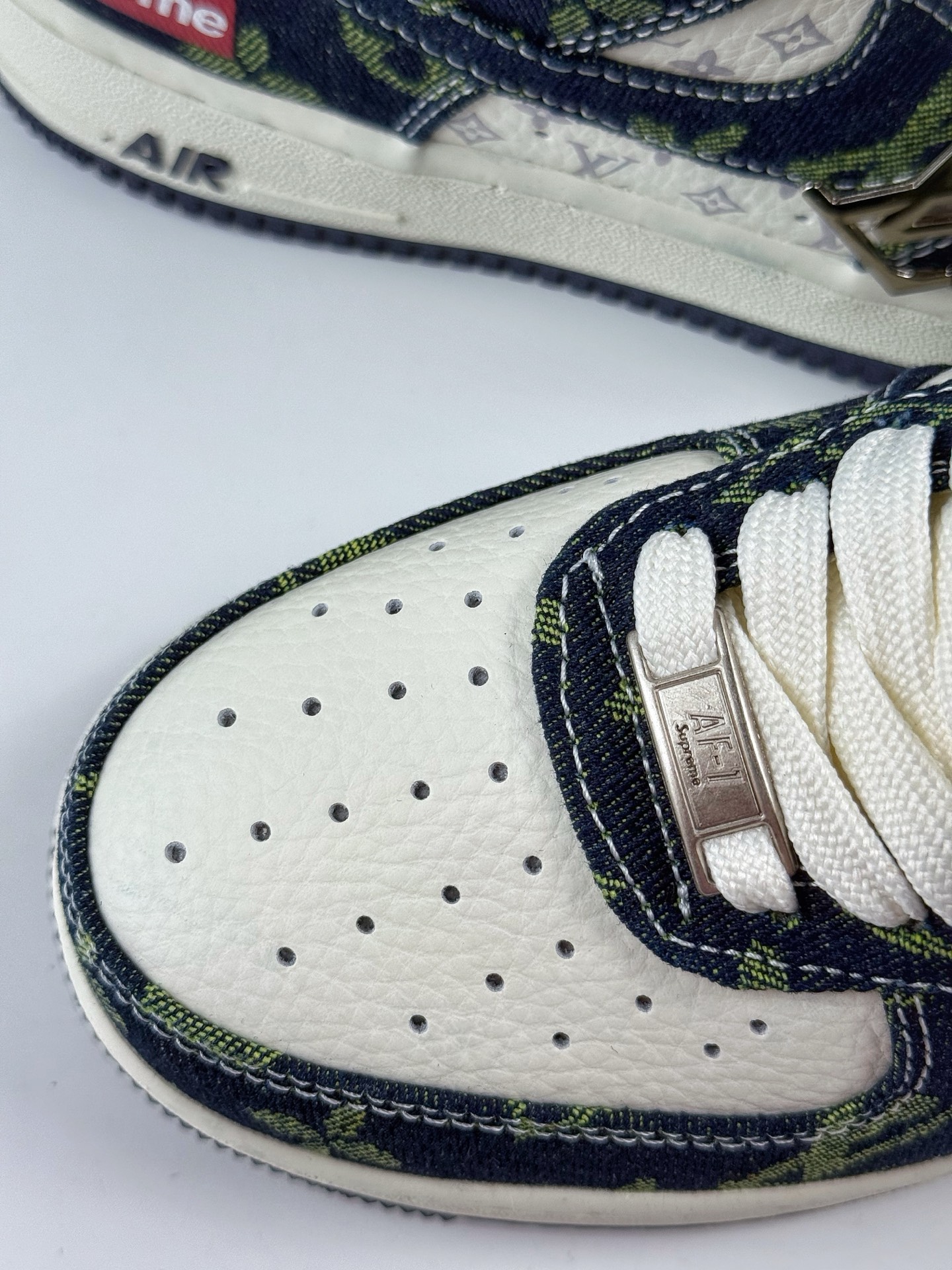 260 Nike Air Force 1 Low 07 x Louis Vuitton x Superme 黑白 YF9511-819