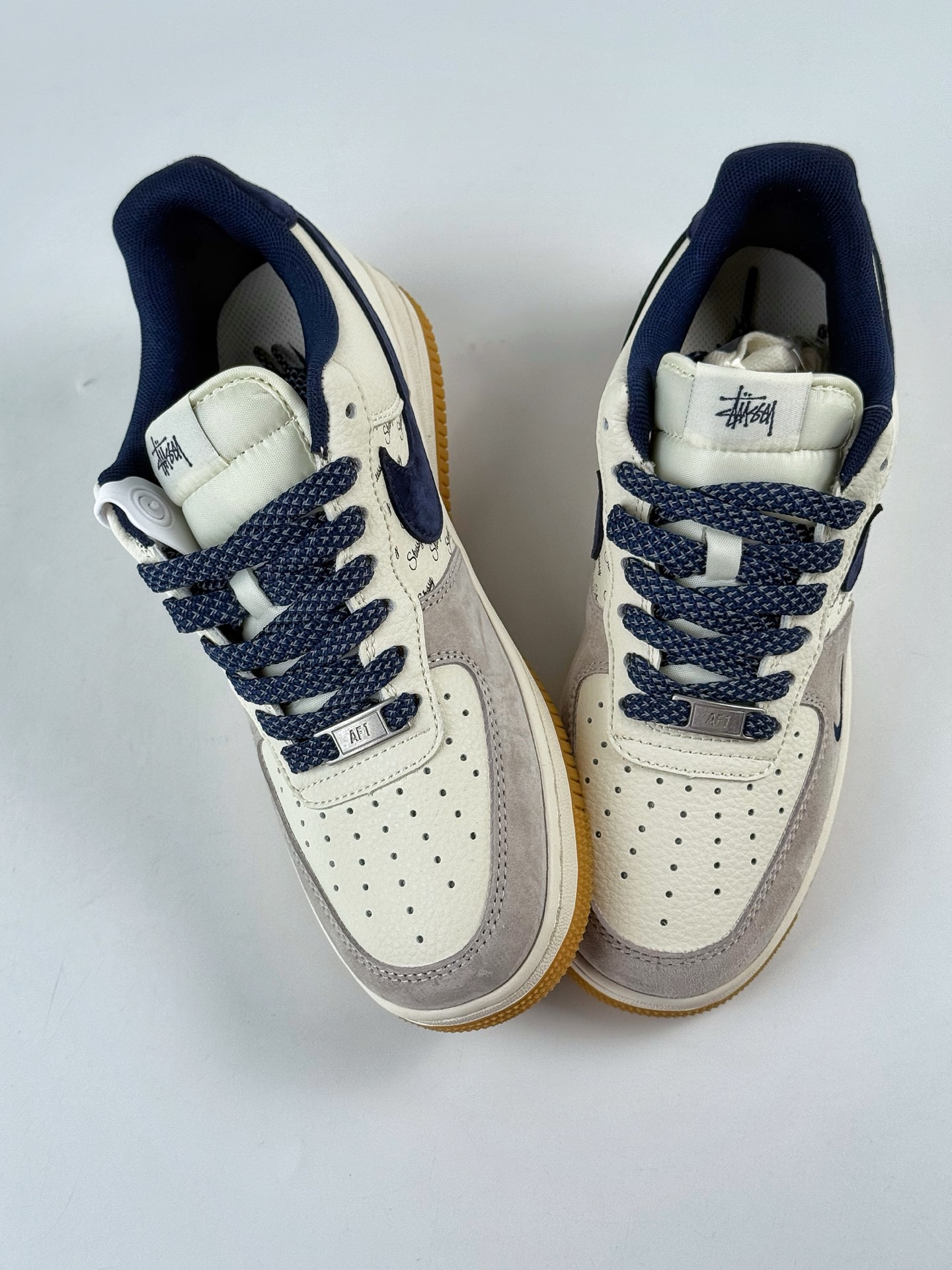 260 Nike Air Force 1 Low 07 x Stussy 灰白蓝小勾满天星 JS8028-016