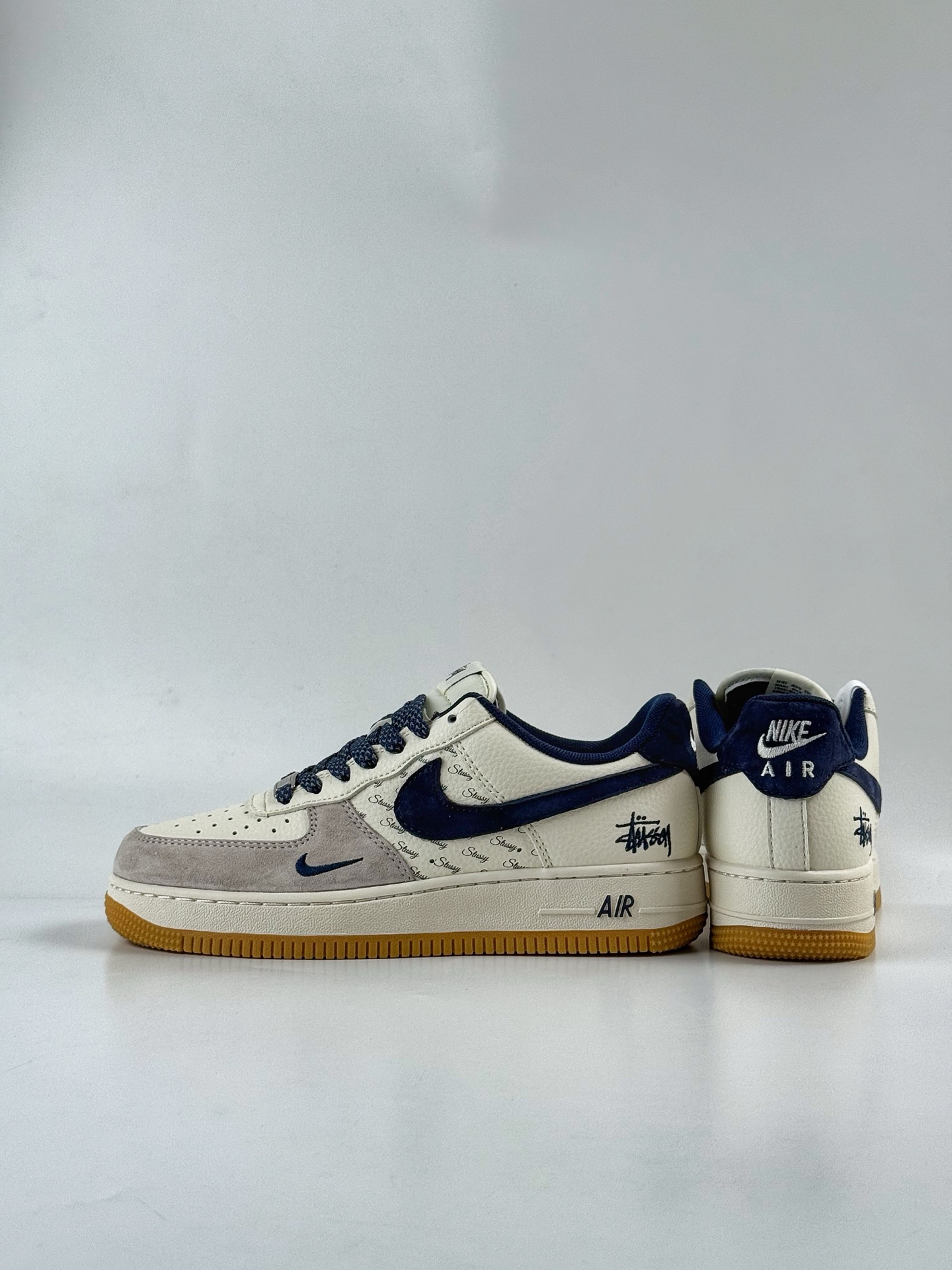 260 Nike Air Force 1 Low 07 x Stussy 灰白蓝小勾满天星 JS8028-016