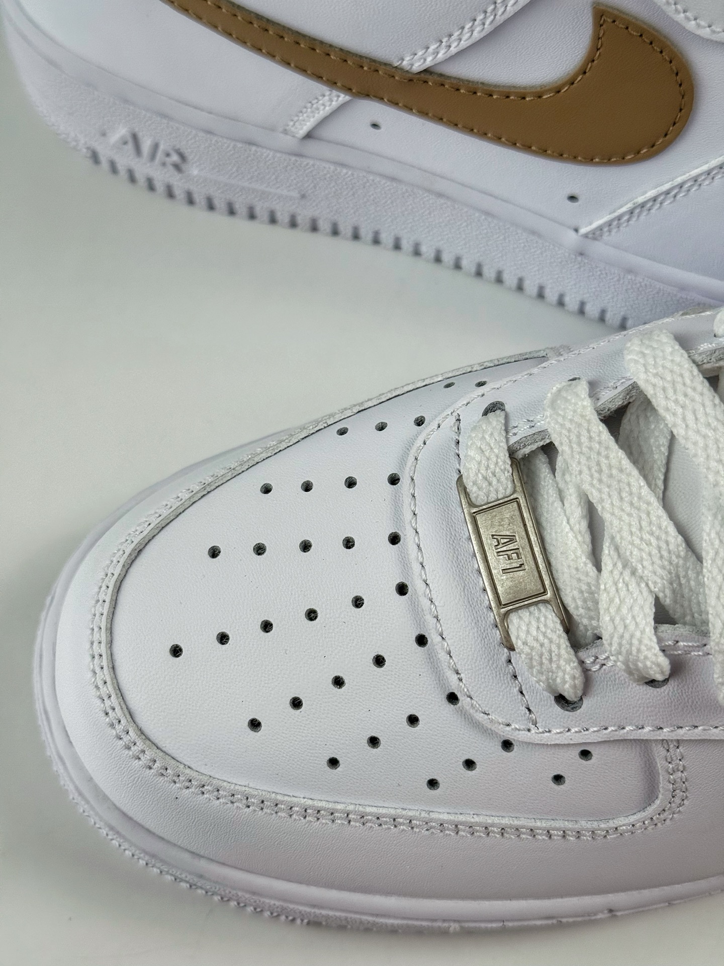 200 Nike Air Force 1 Low 07 白棕 FJ4146-120