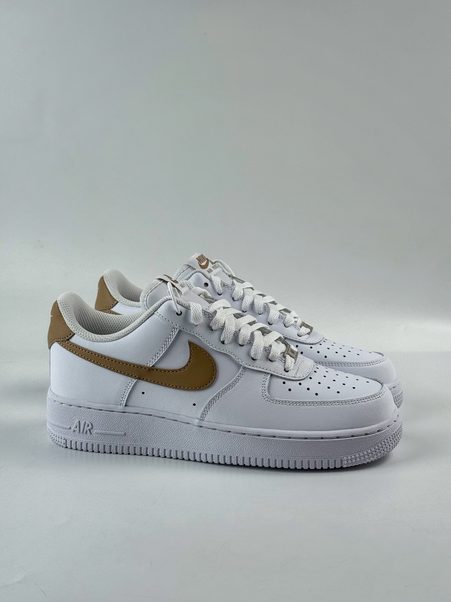 200 Nike Air Force 1 Low 07 白棕 FJ4146-120