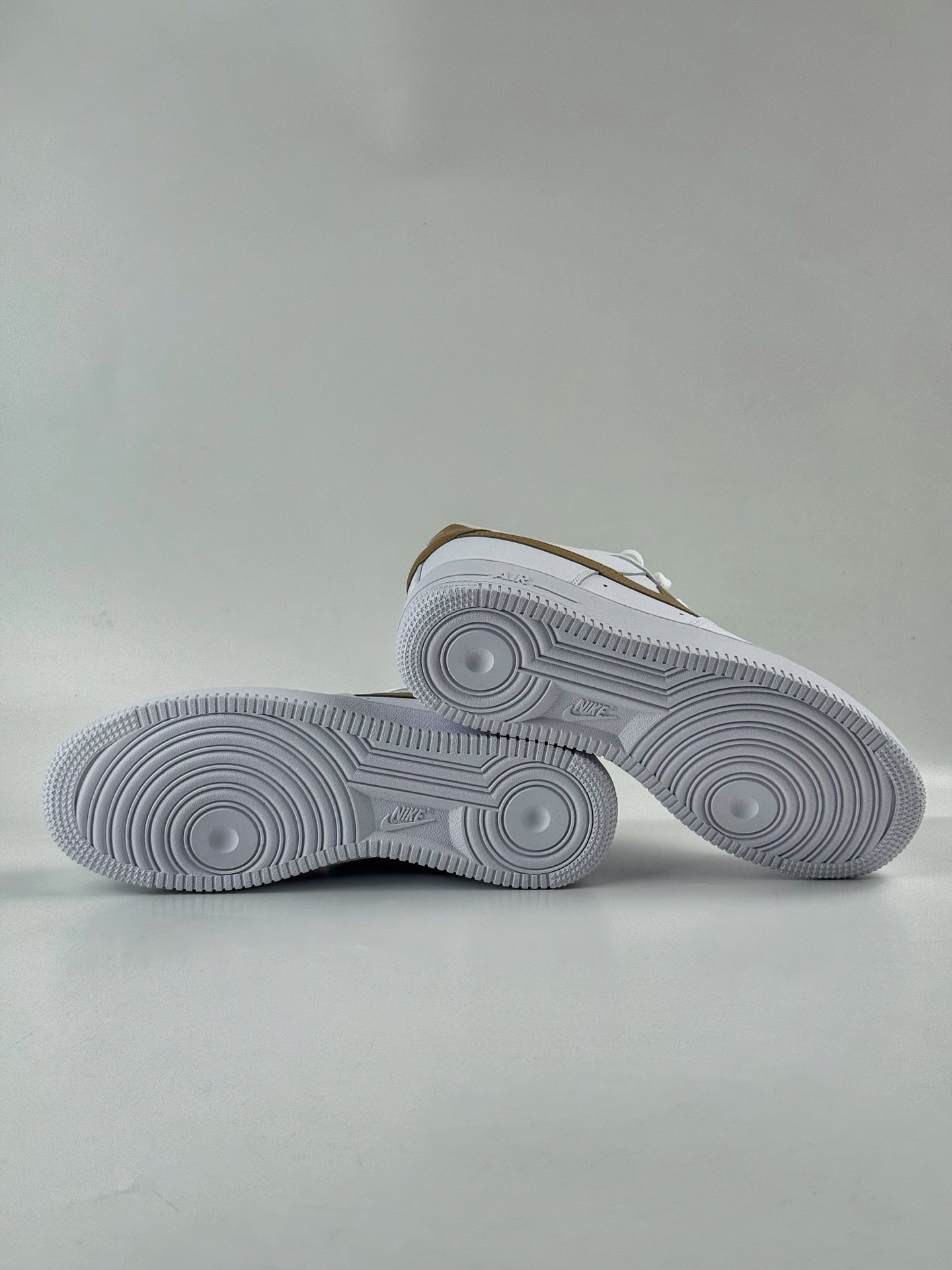 200 Nike Air Force 1 Low 07 白棕 FJ4146-120