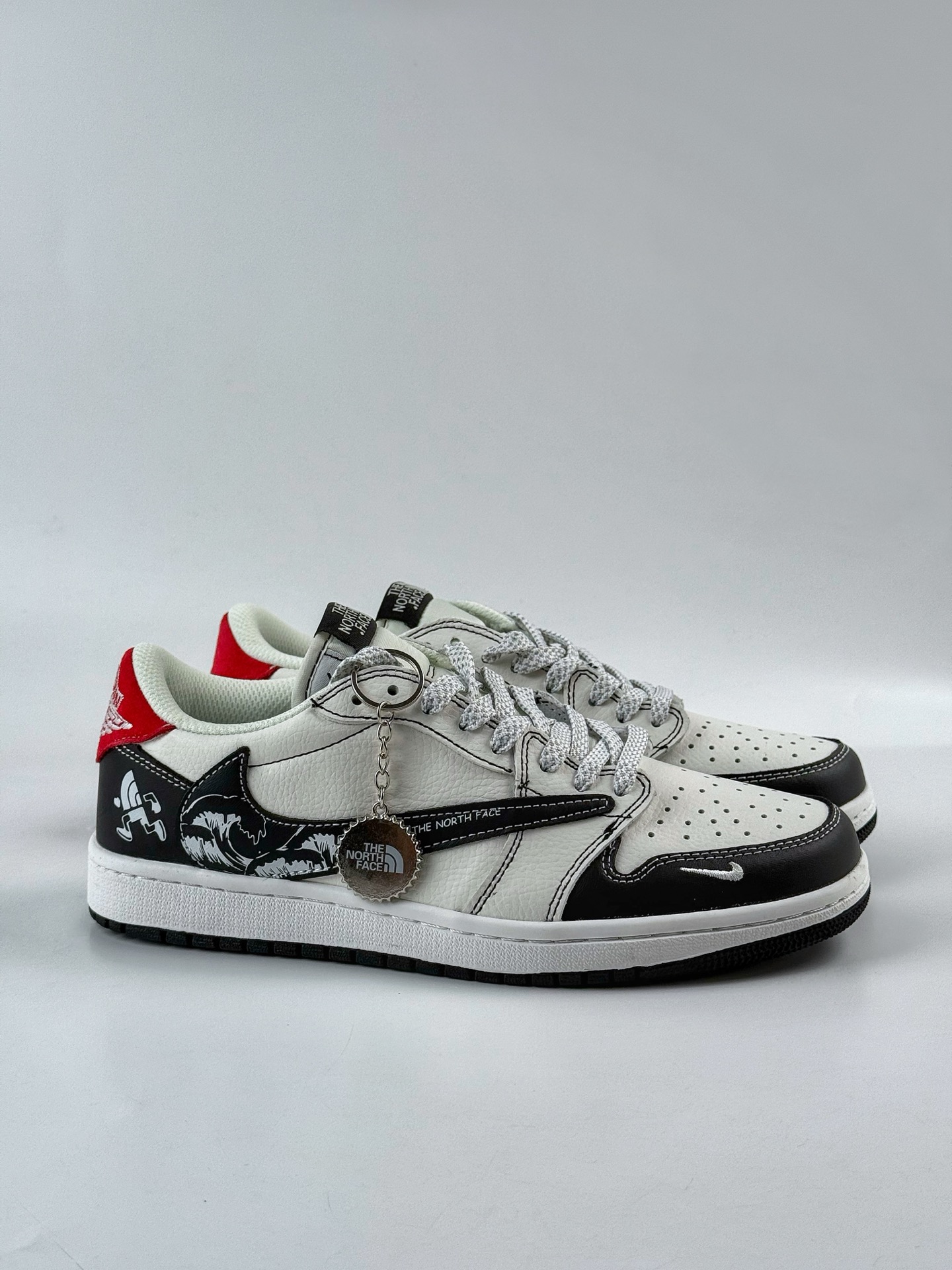 280 Travis Scott x Nike Air Jordan 1 Low x The North Face Air Jordan 1 Low 反转黑白小勾满天星倒钩 DZ5899-028