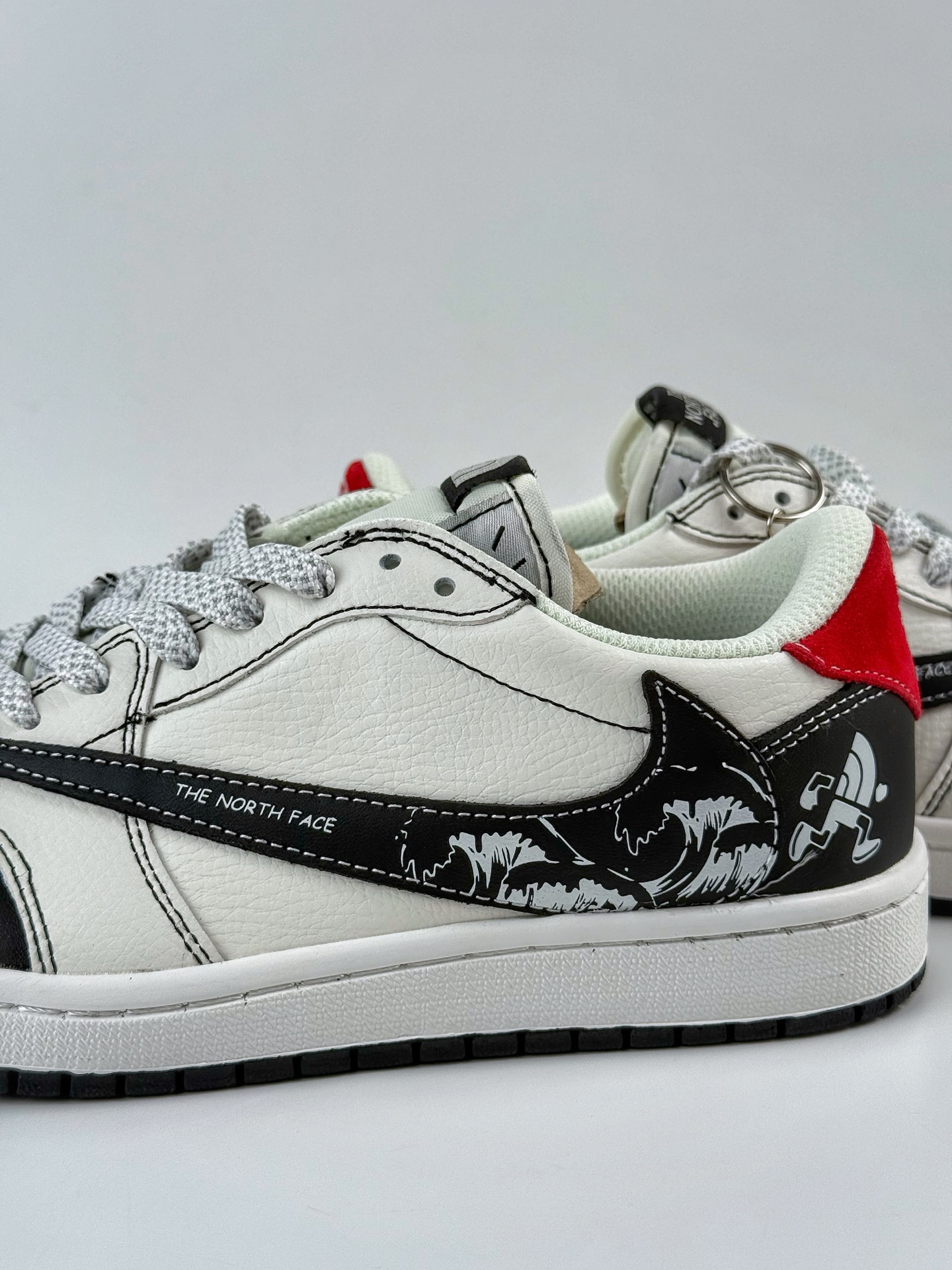 280 Travis Scott x Nike Air Jordan 1 Low x The North Face Air Jordan 1 Low 反转黑白小勾满天星倒钩 DZ5899-028