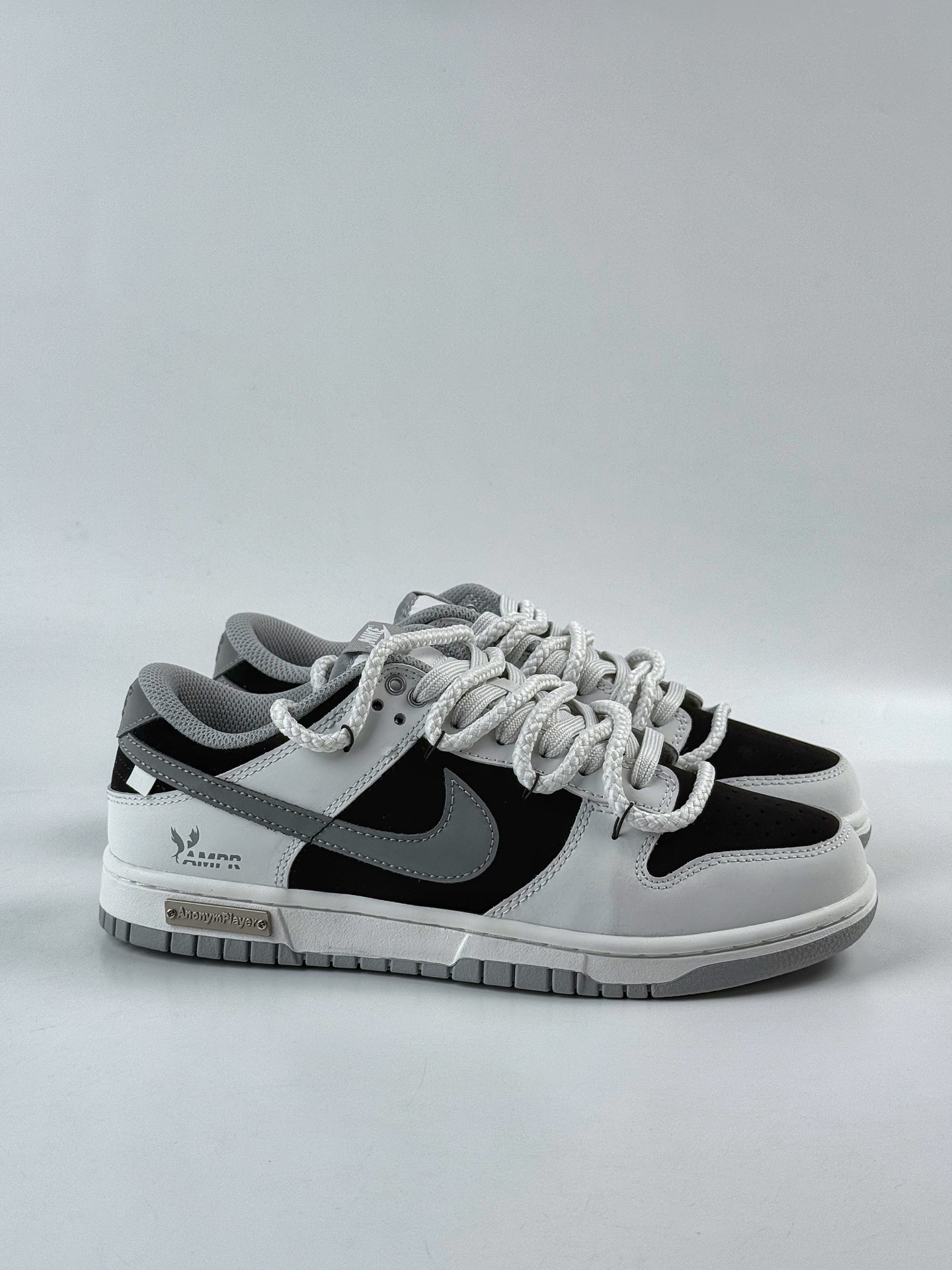 260 Nike SB Dunk Low 墨之影 WB0518-091